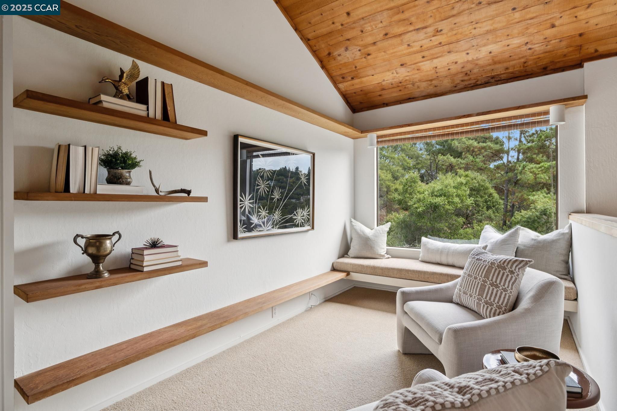 388 Camino Sobrante
