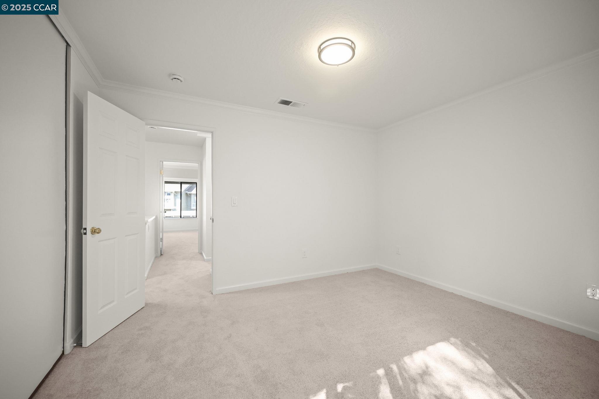 311 Eastgate Ln