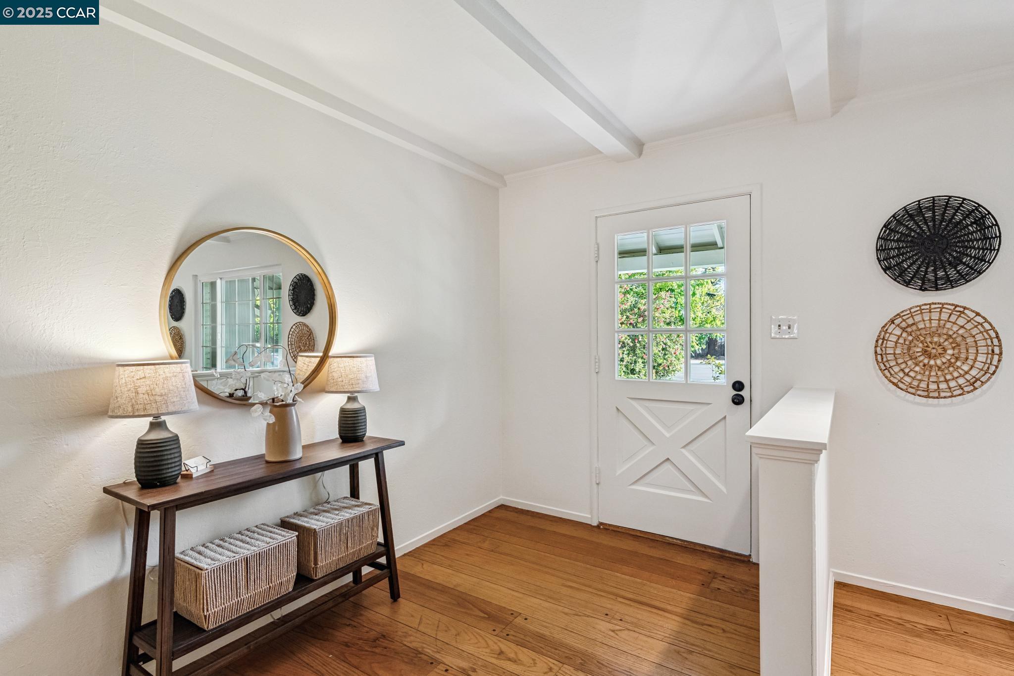 11 Forest Hills Ct
