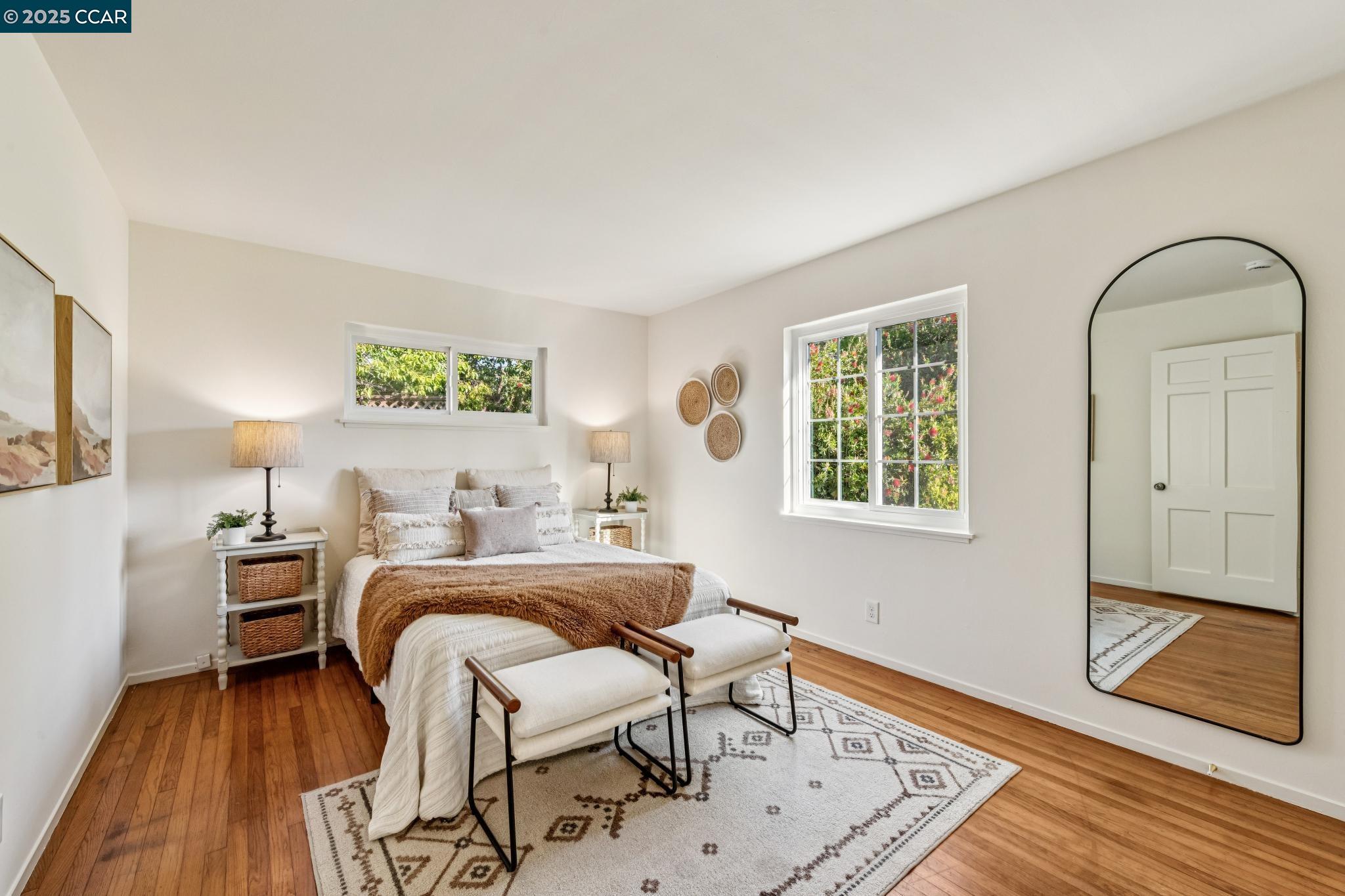 11 Forest Hills Ct