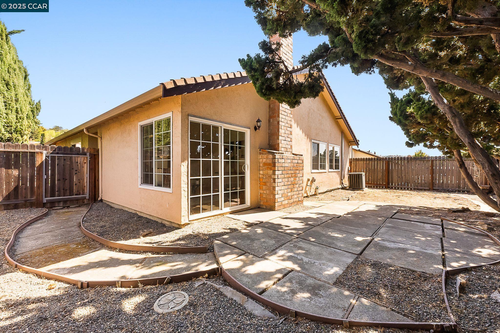 789 Coral Ridge Cir