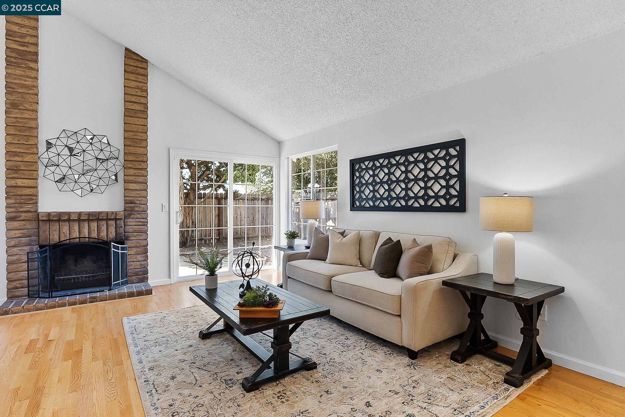789 Coral Ridge Cir