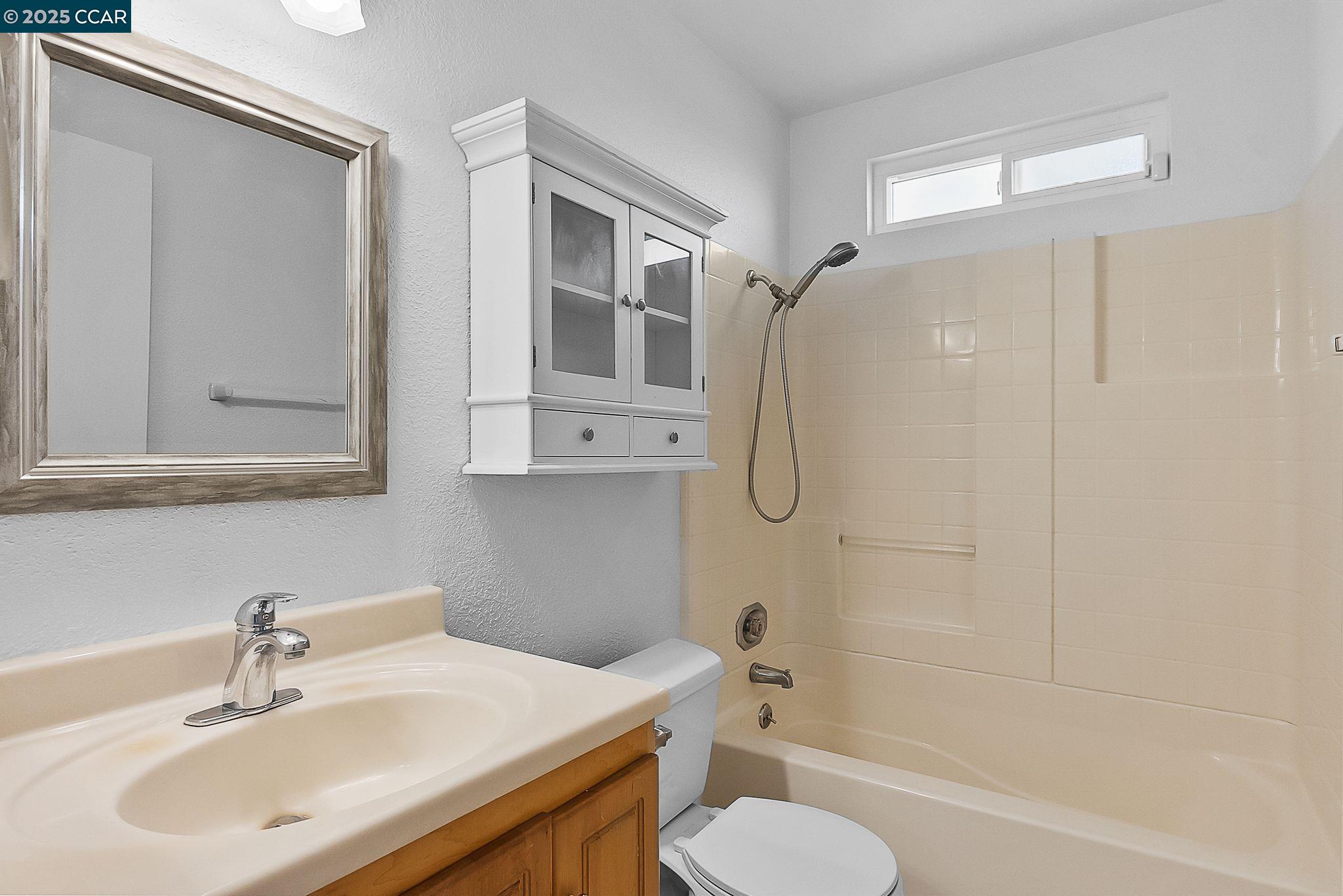 789 Coral Ridge Cir