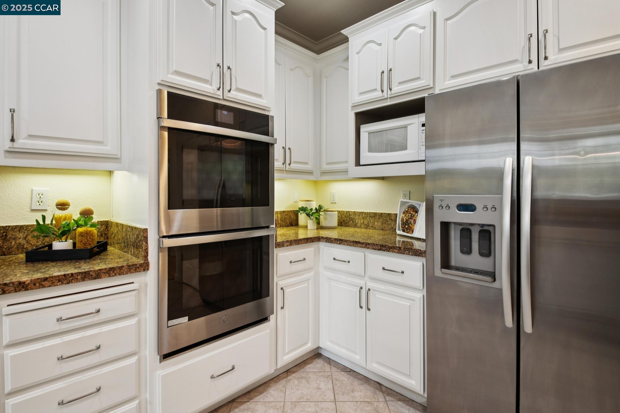 455 Kit Fox Ct