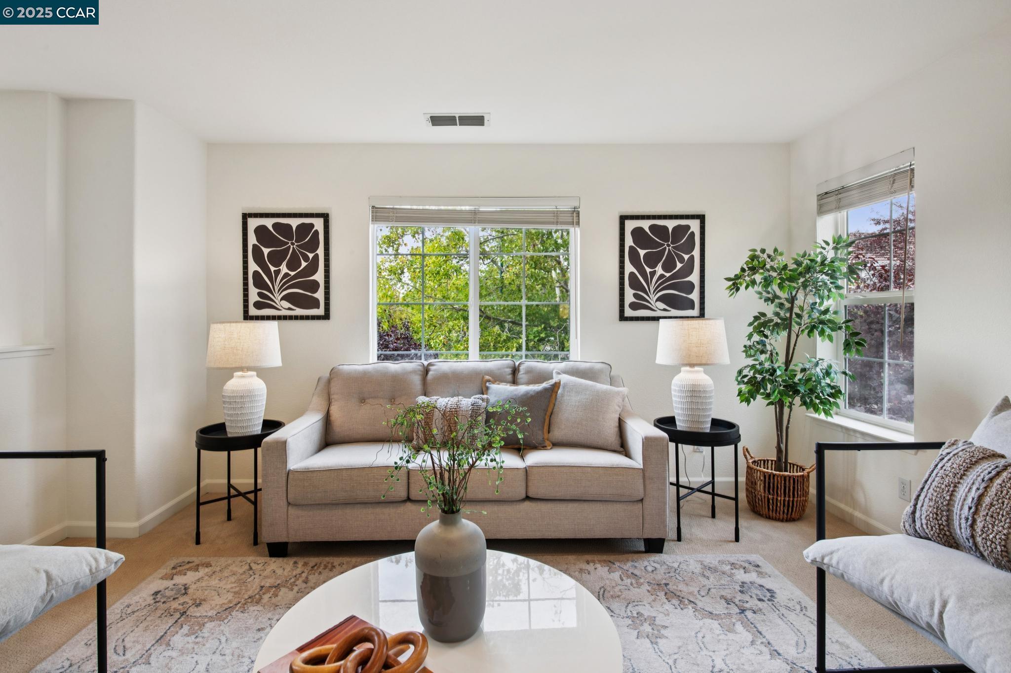 455 Kit Fox Ct