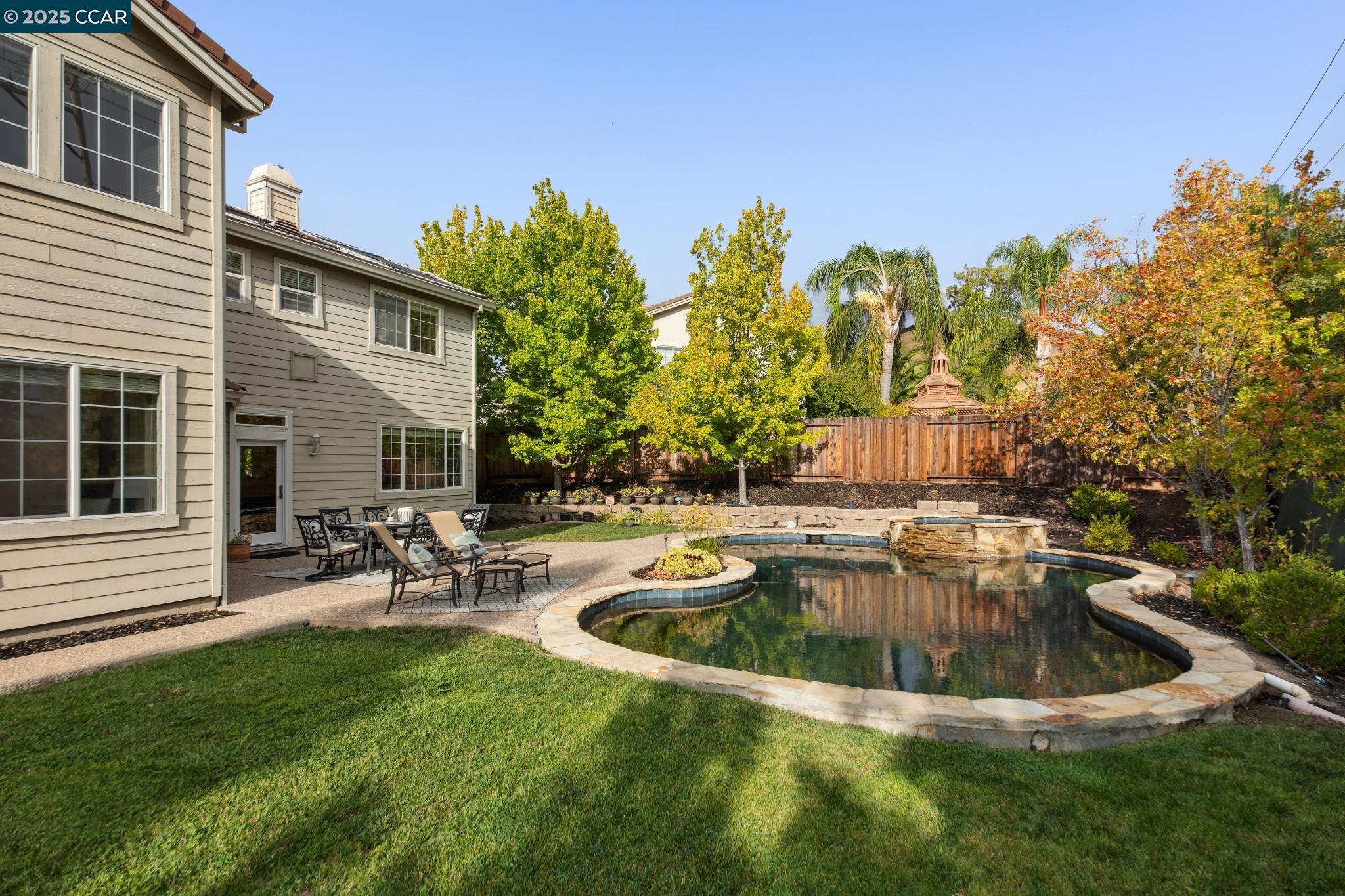 455 Kit Fox Ct
