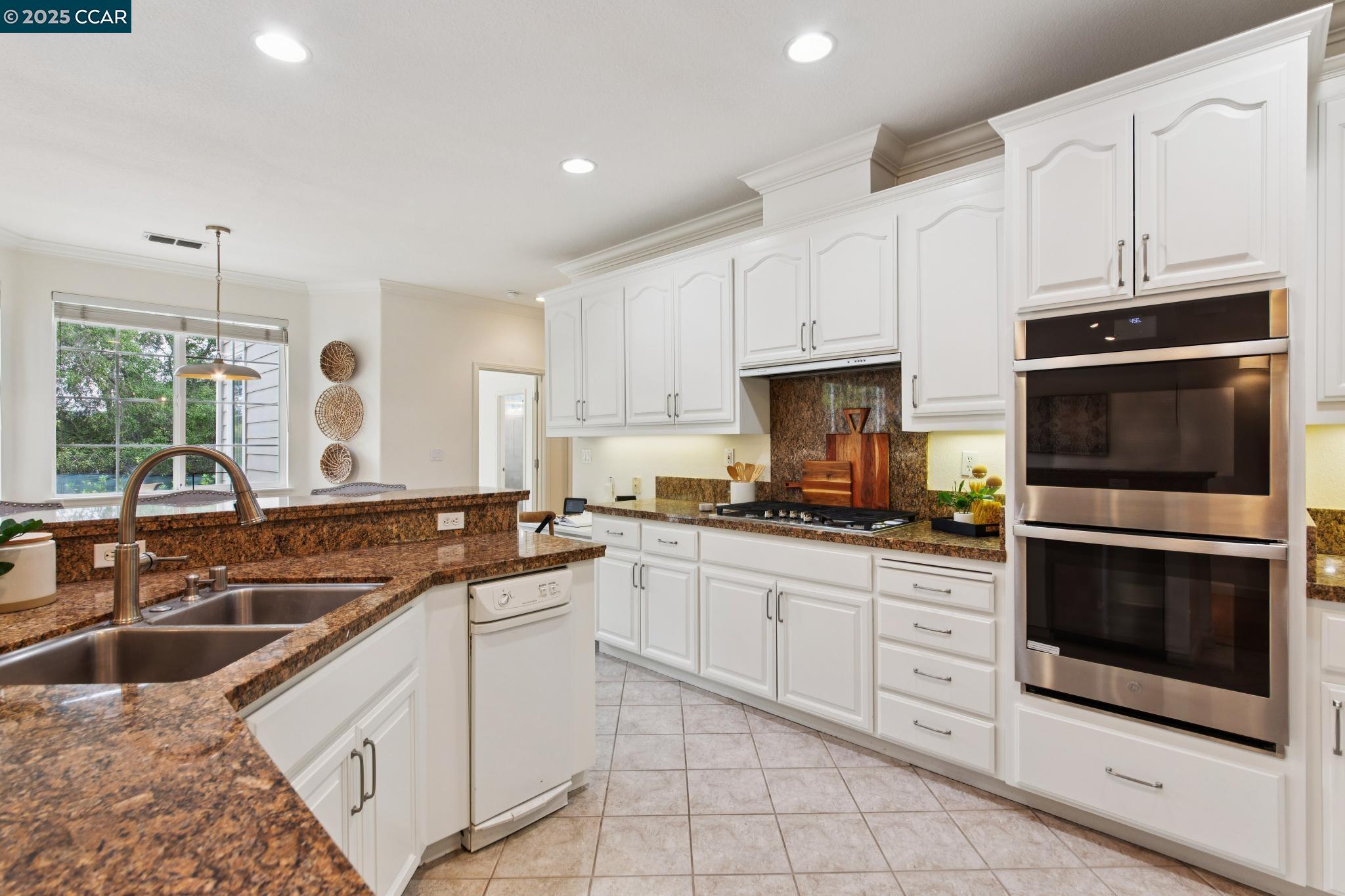 455 Kit Fox Ct