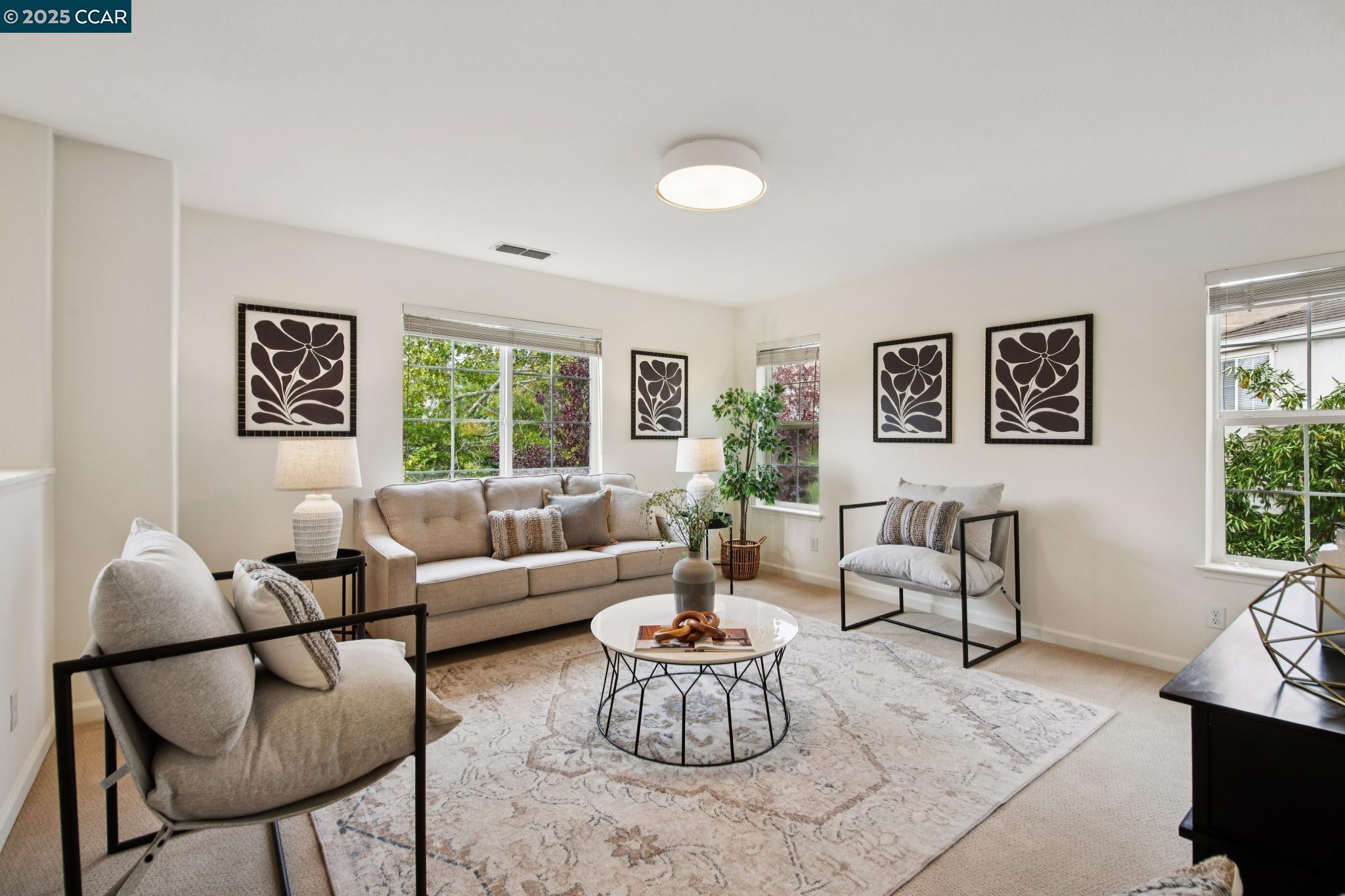 455 Kit Fox Ct