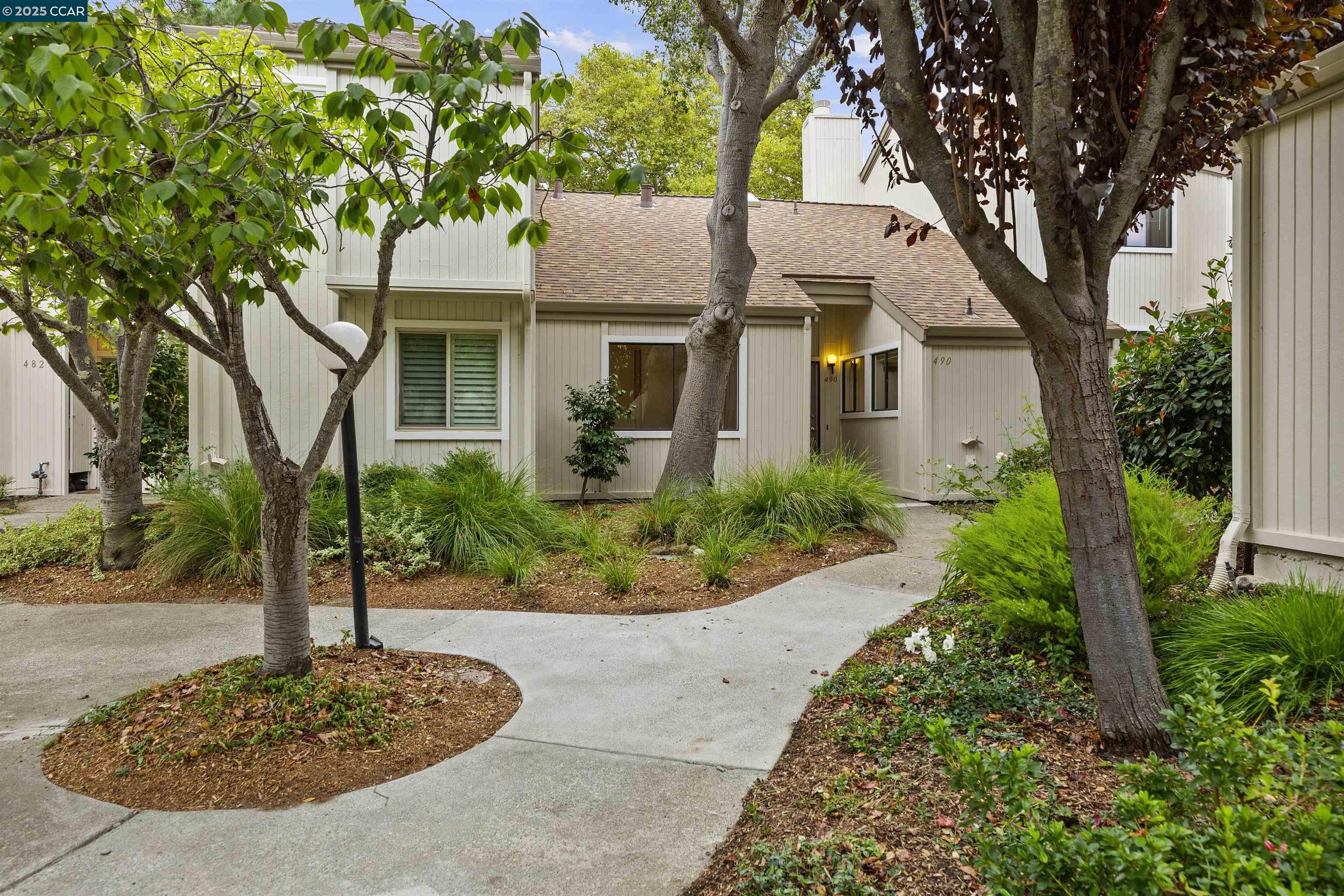 490 Rheem Blvd