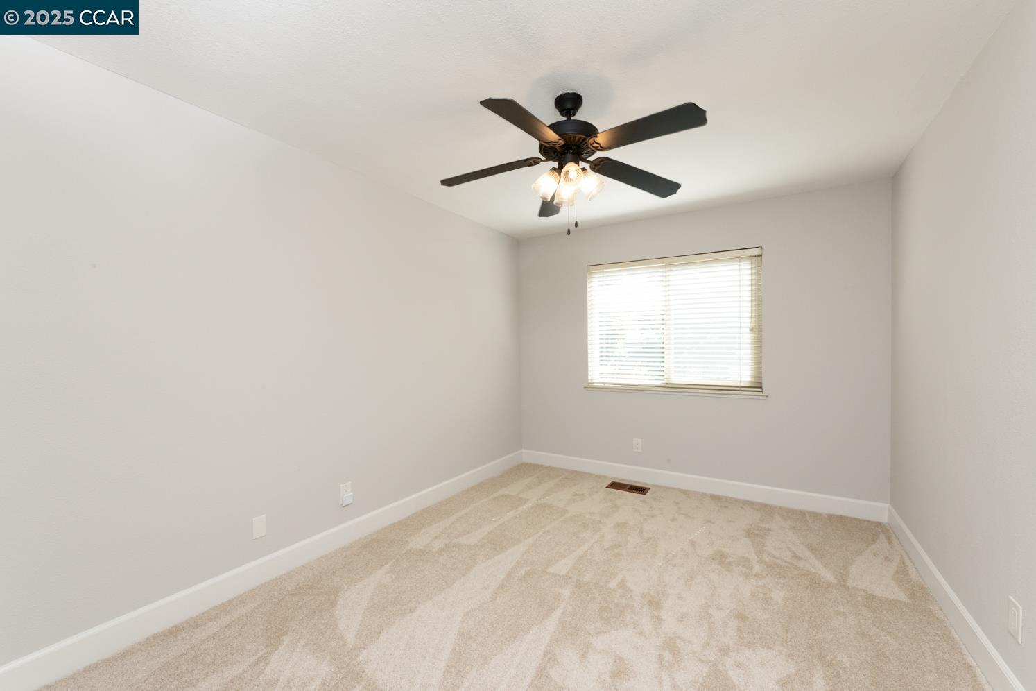 1290 Easley Dr