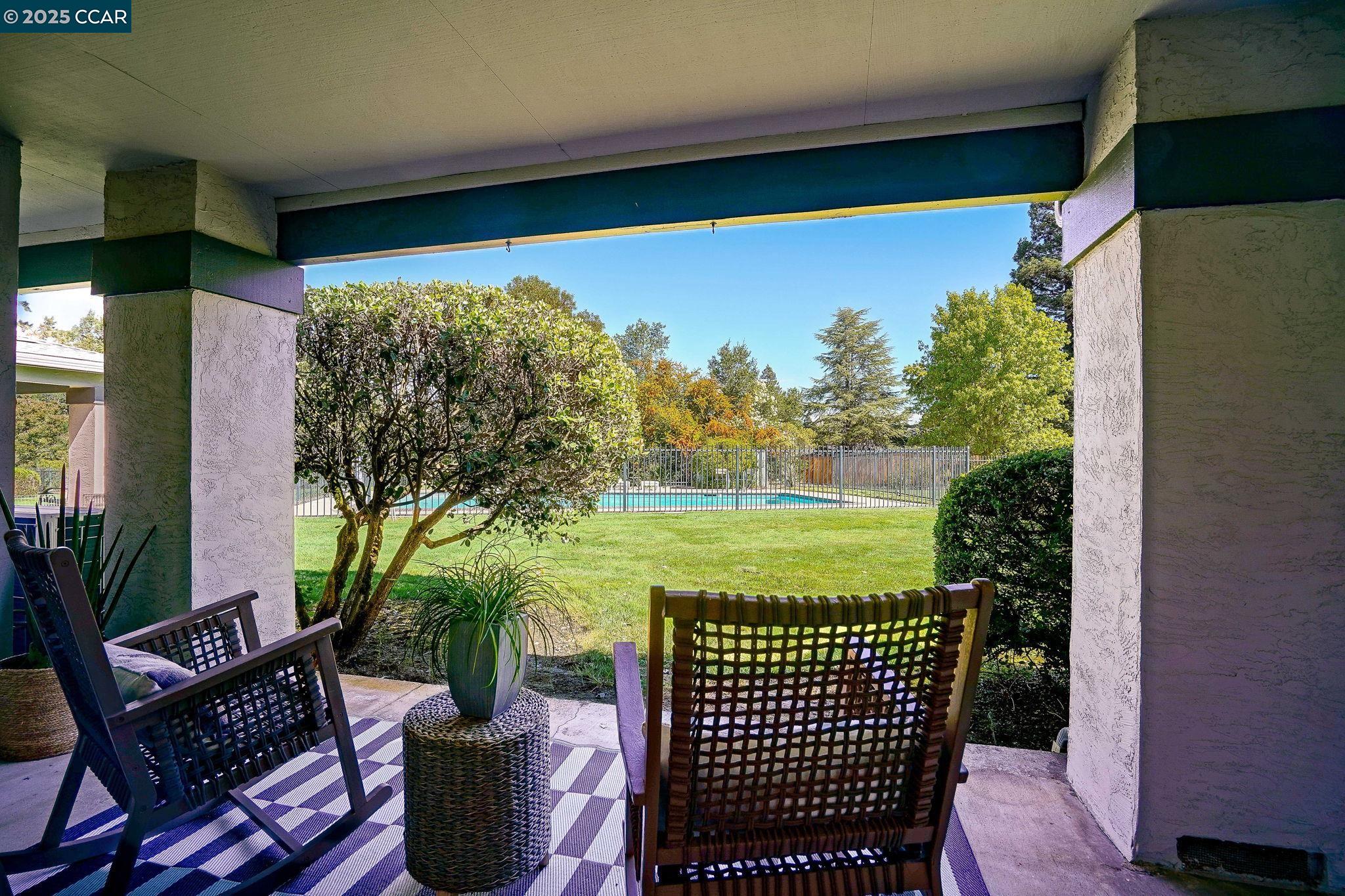 2615 Marsh Dr