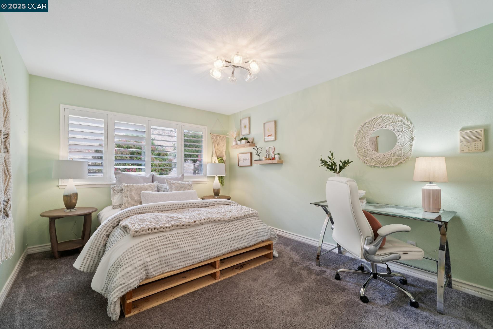 40 Edinburgh Pl