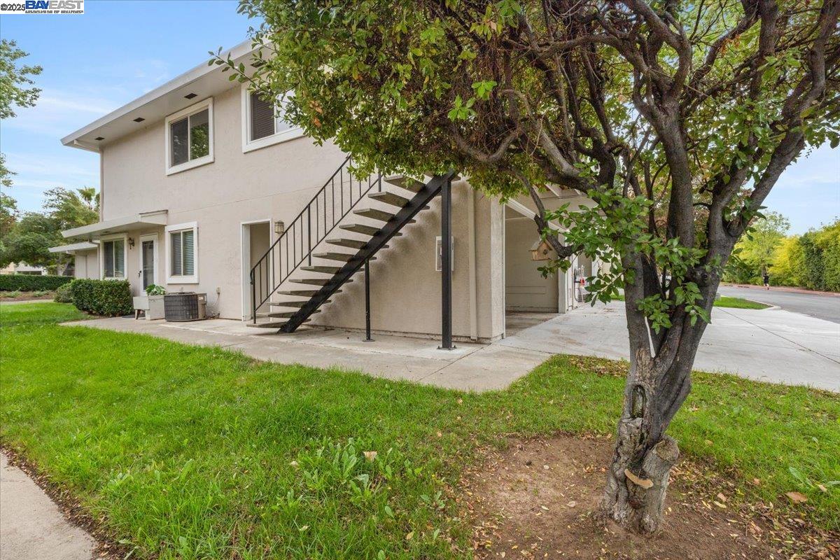2309 Saidel Dr # 2