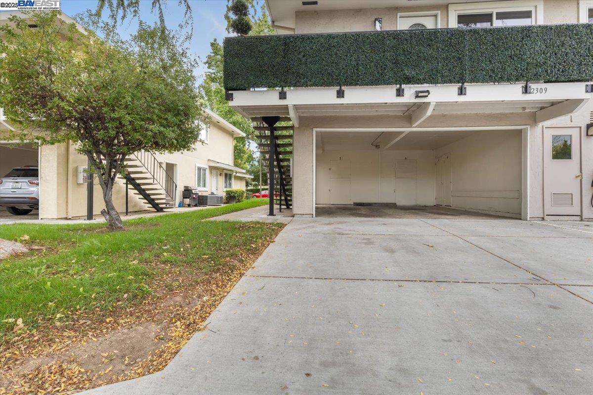 2309 Saidel Dr # 2