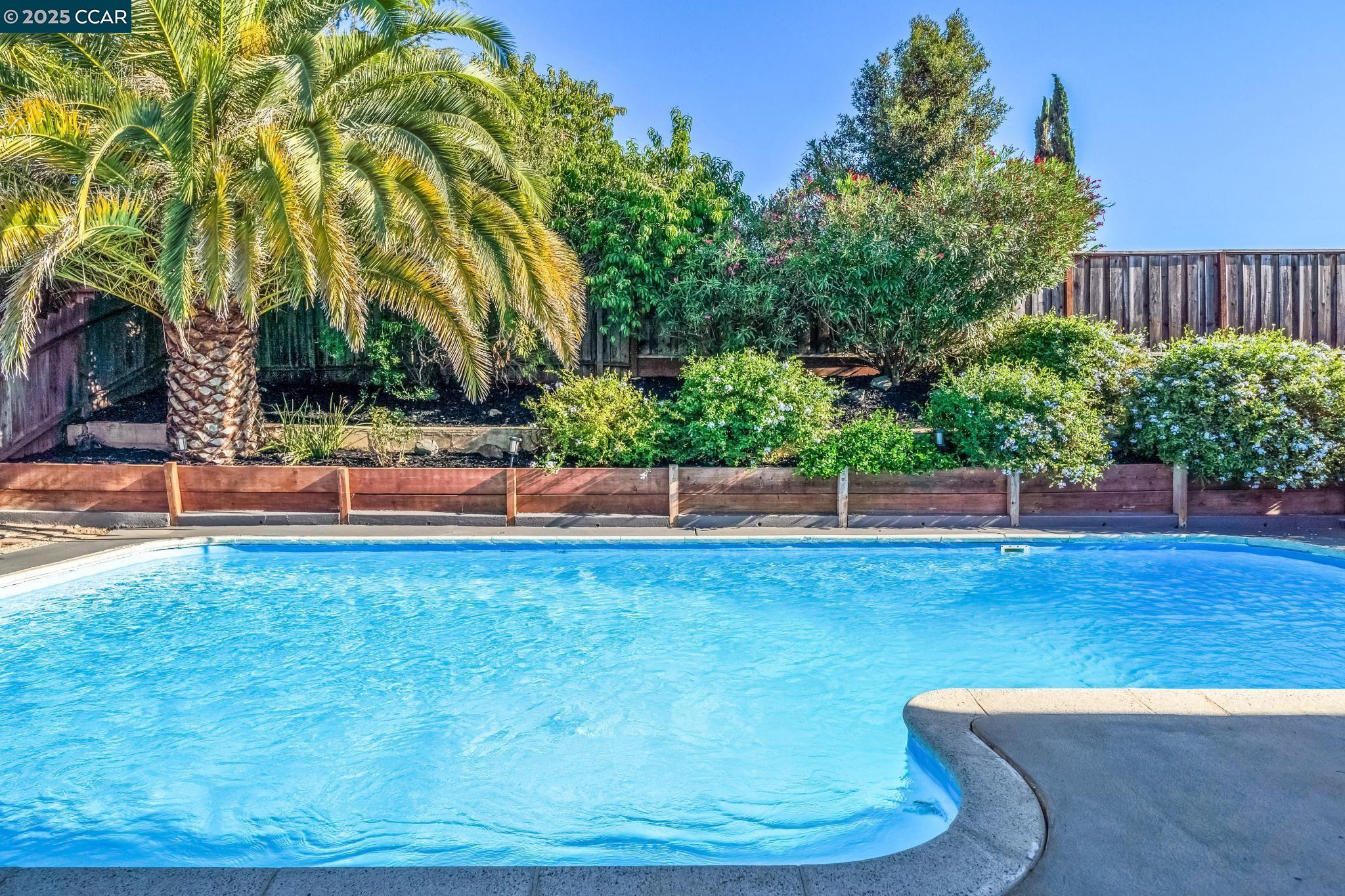 1274 Stephanie Ct