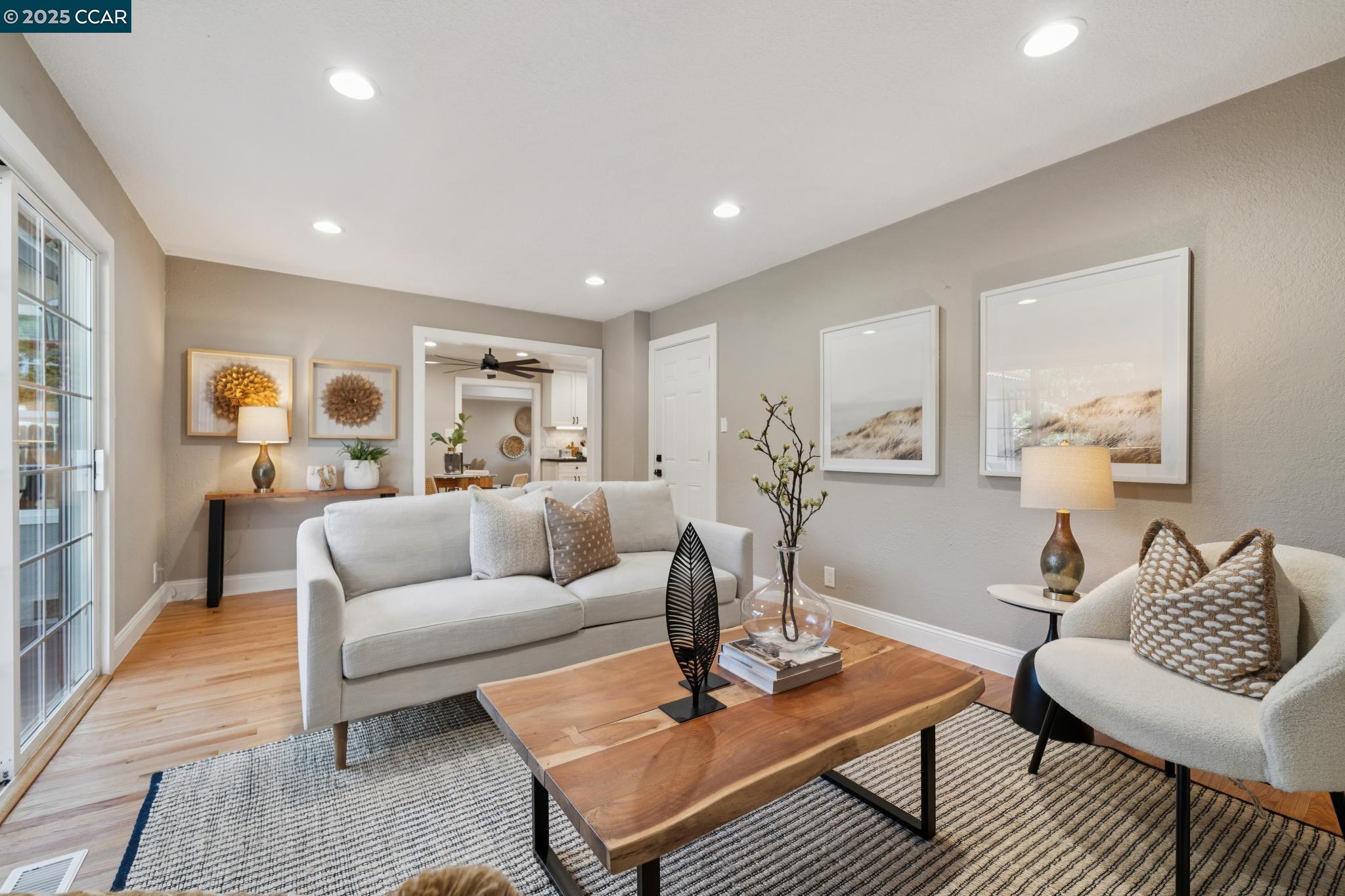 1274 Stephanie Ct