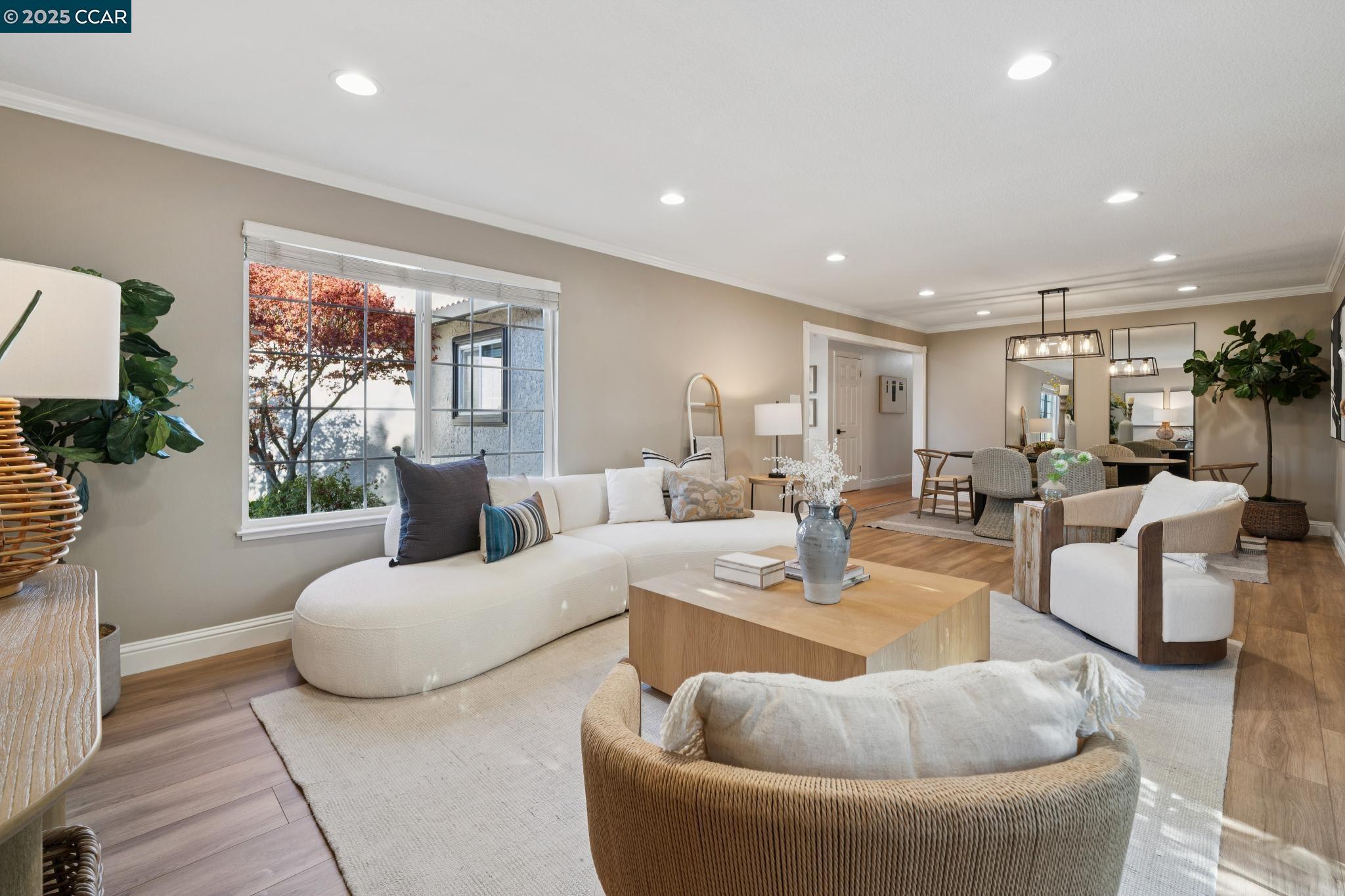 1274 Stephanie Ct