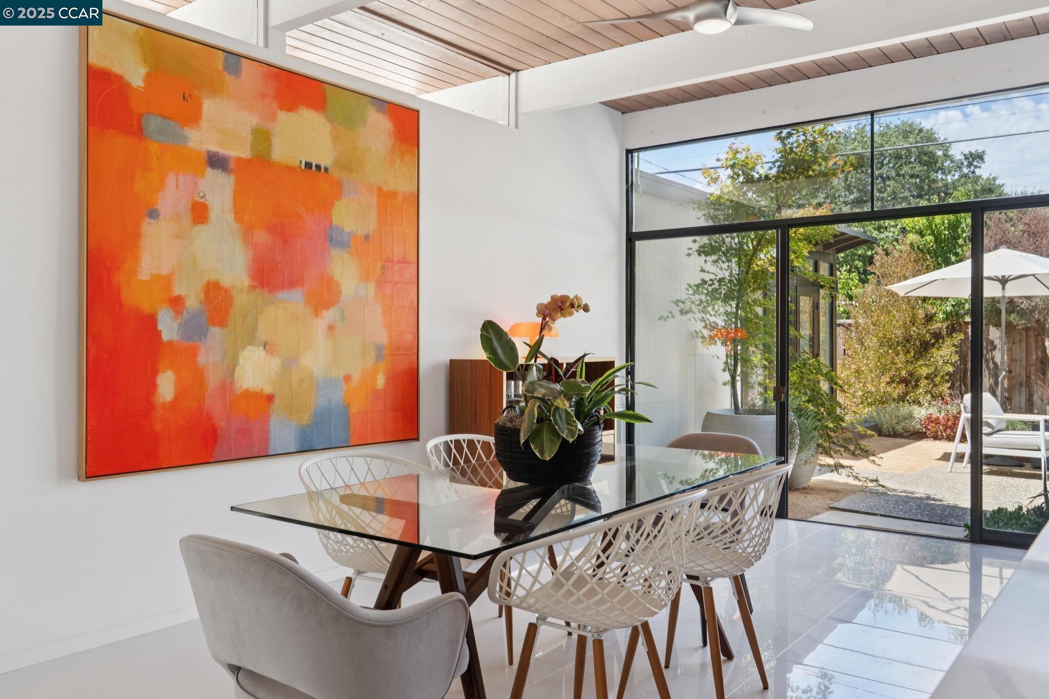 206 Santa Fe Dr