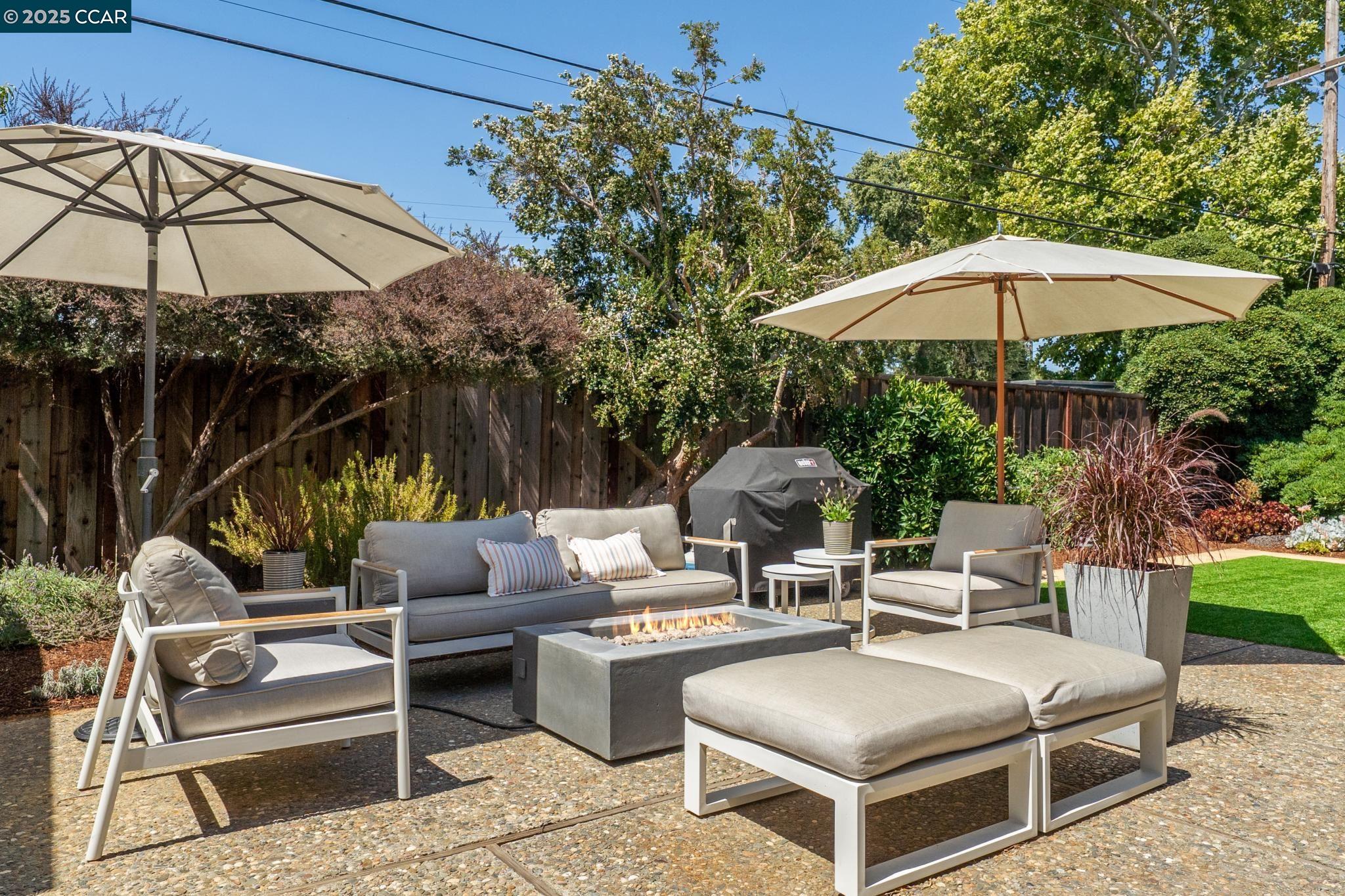 206 Santa Fe Dr