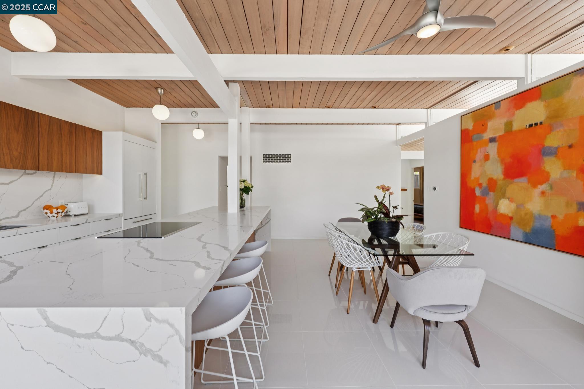 206 Santa Fe Dr