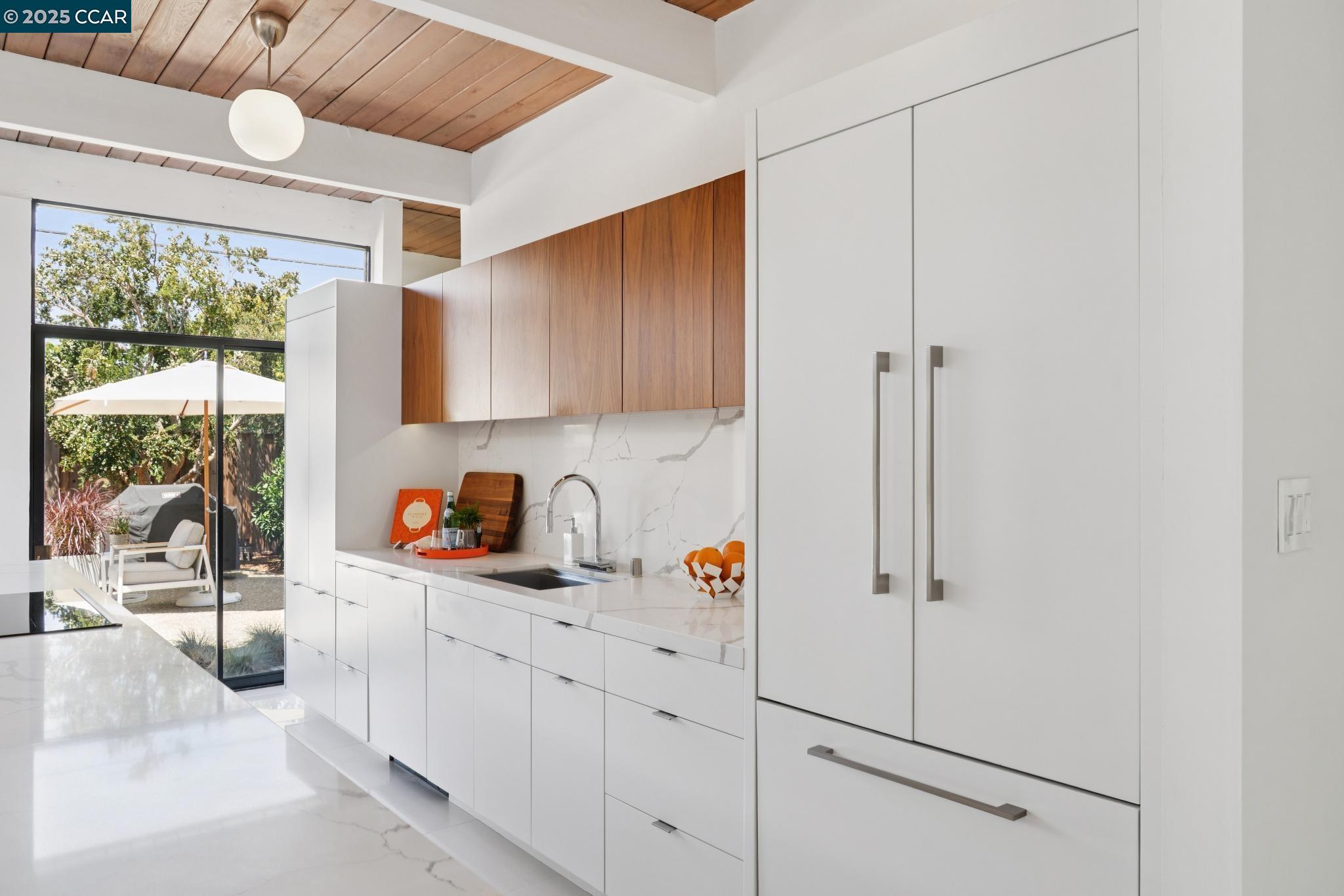 206 Santa Fe Dr