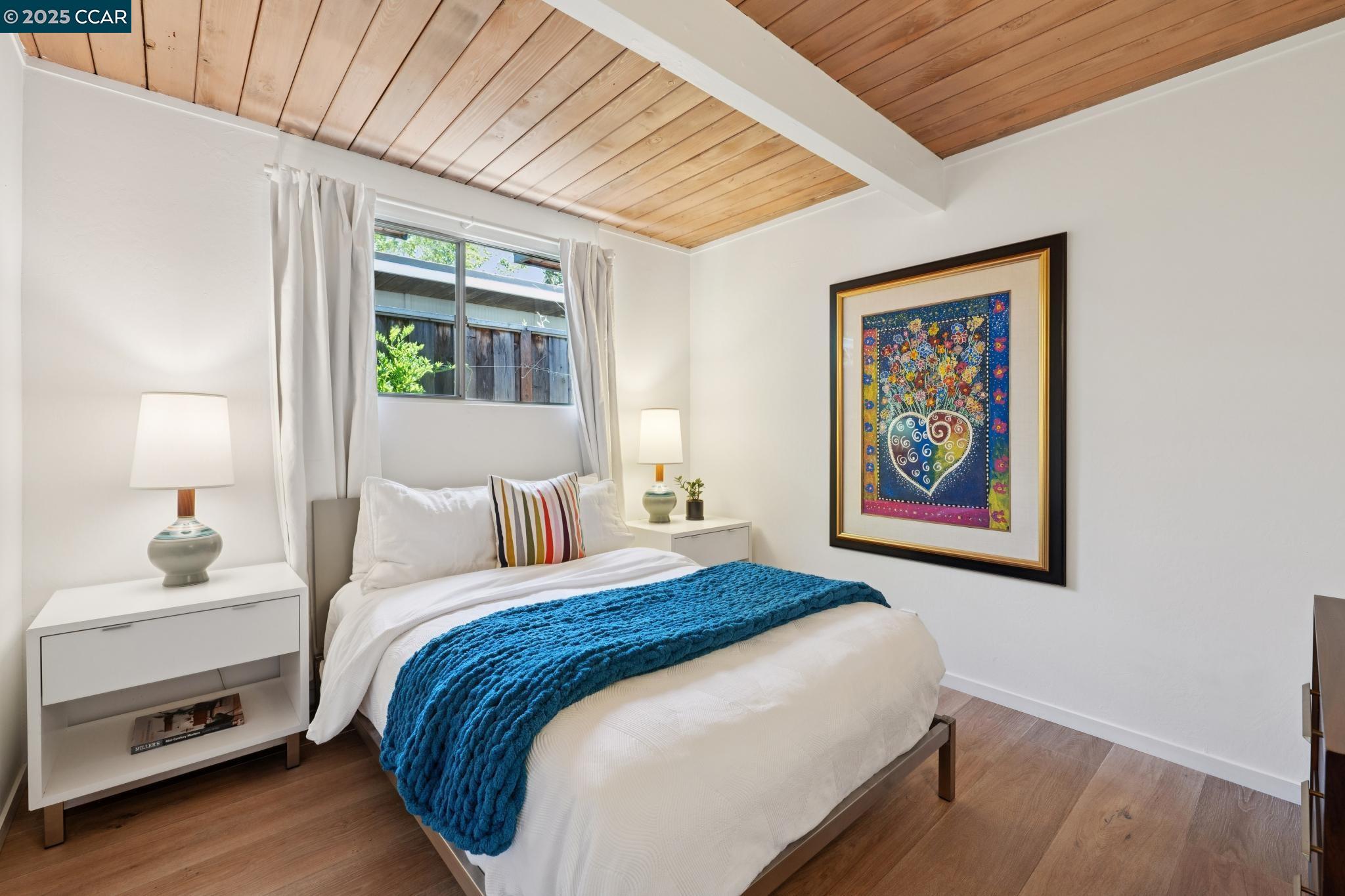 206 Santa Fe Dr