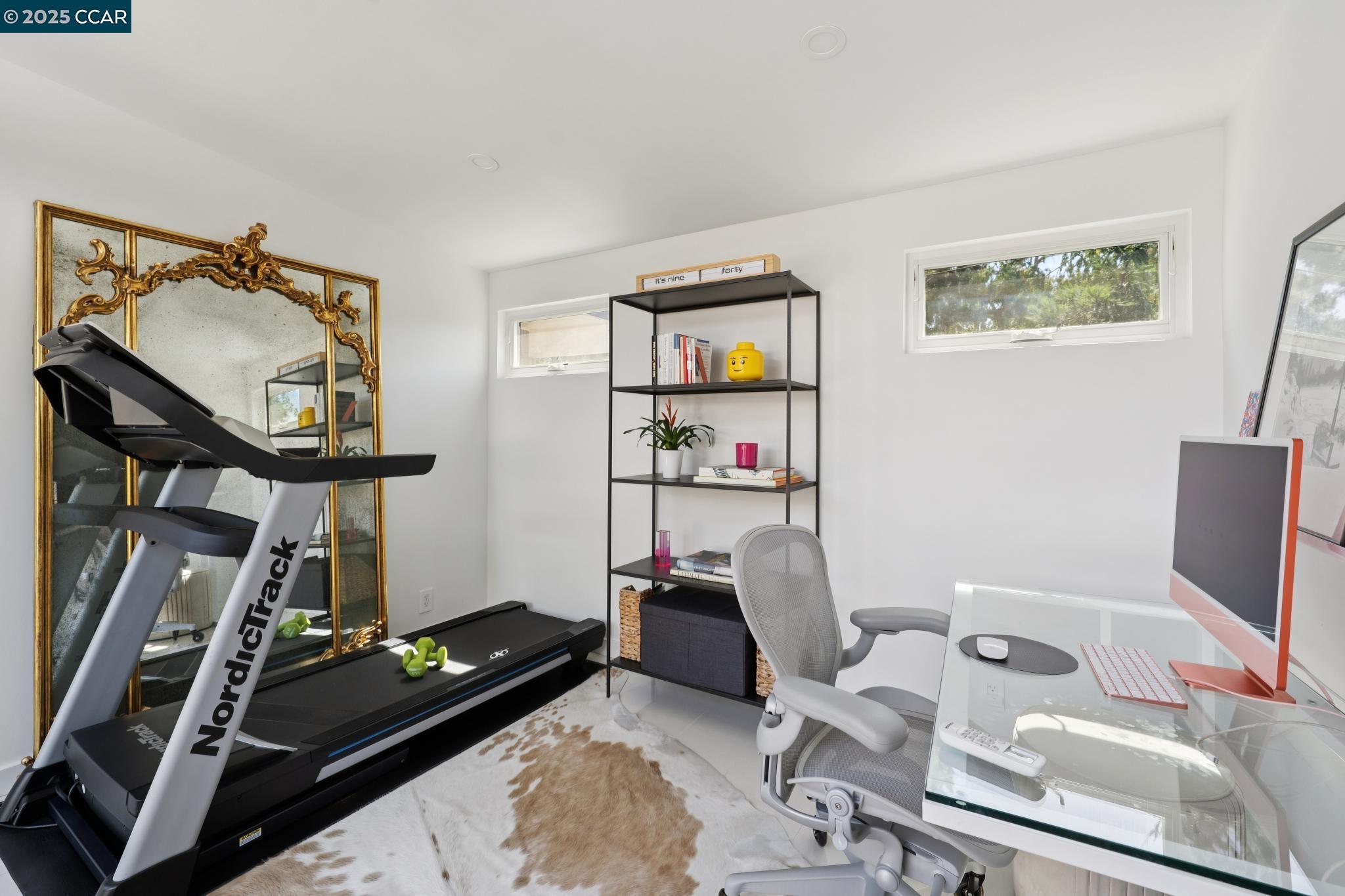 206 Santa Fe Dr