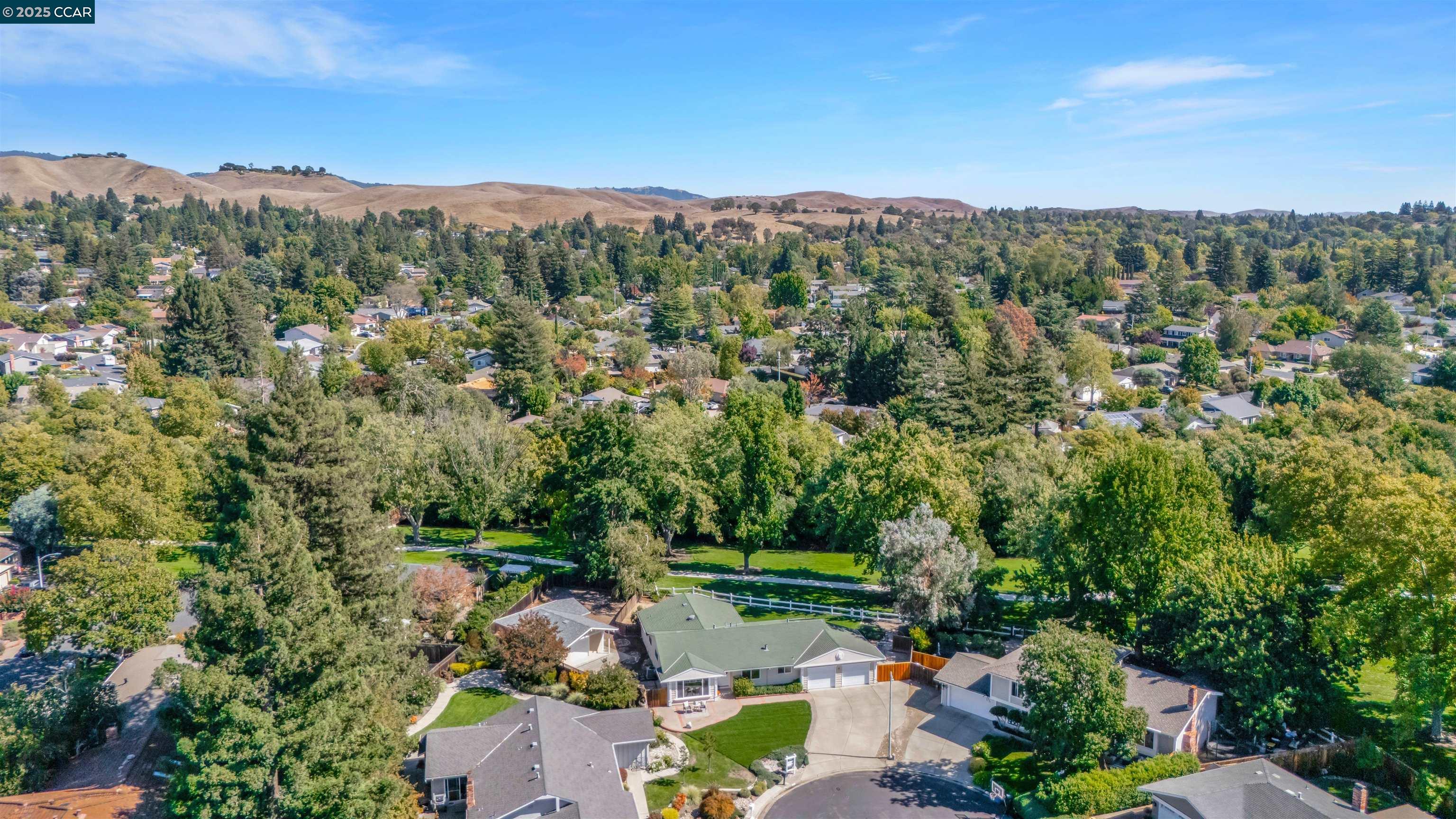 14 Creekwood Ct