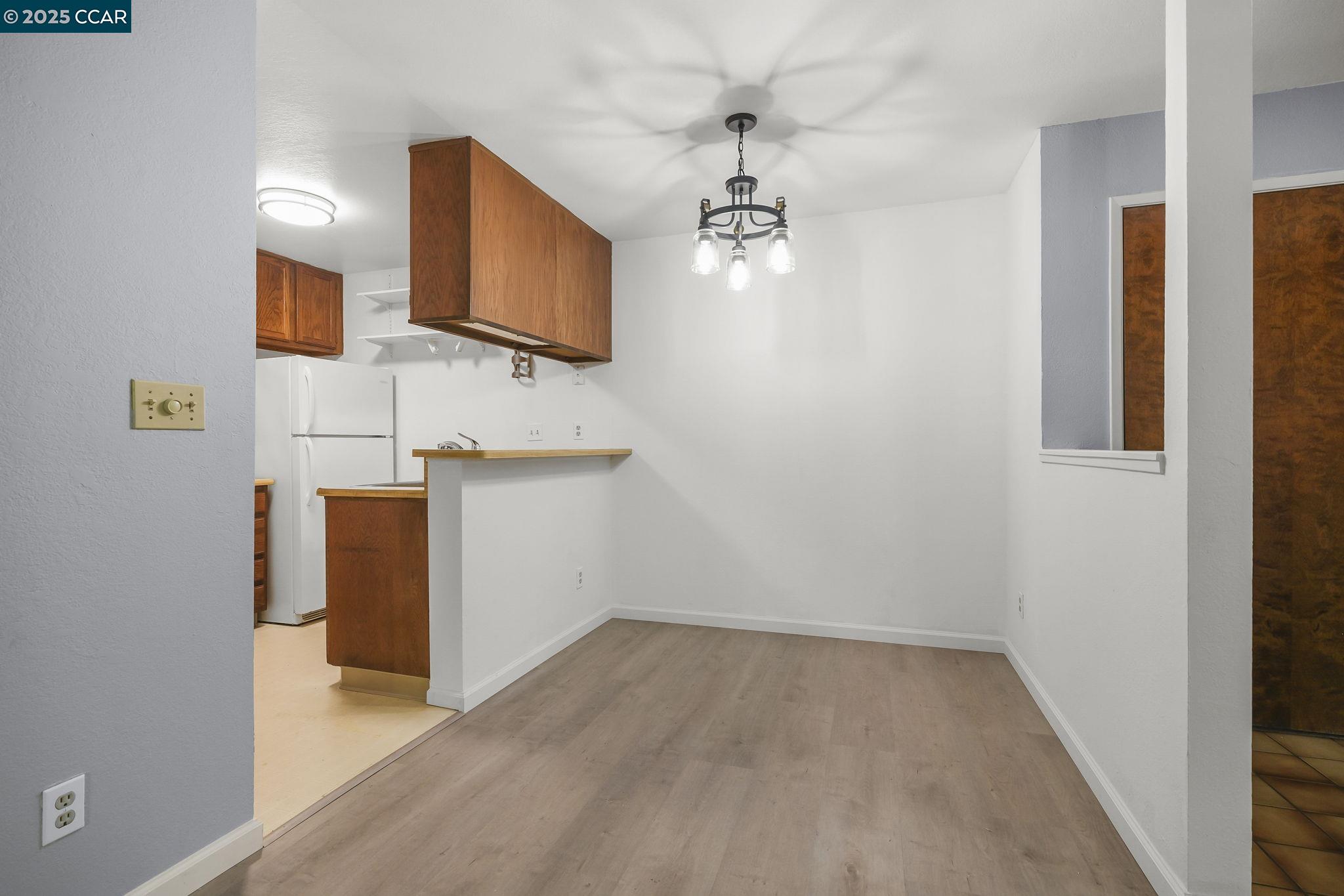 1544 Bailey Rd # 17