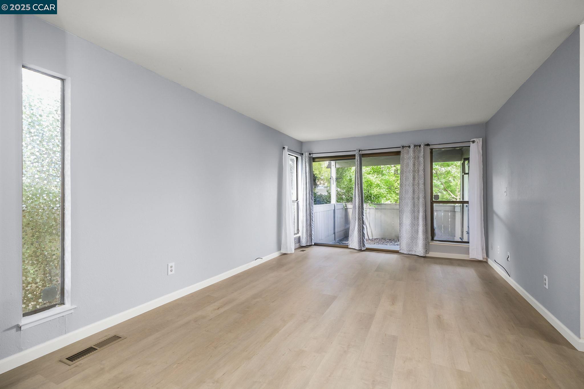 1544 Bailey Rd # 17