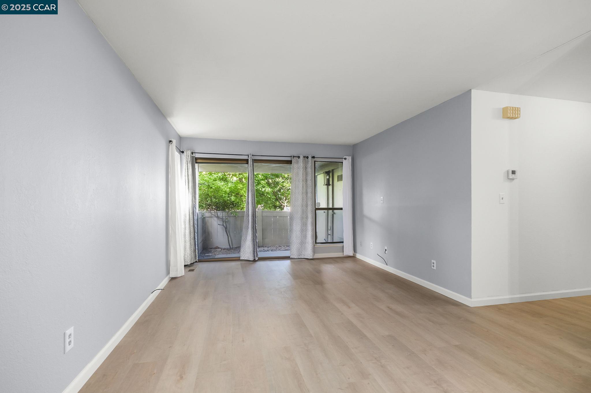 1544 Bailey Rd # 17