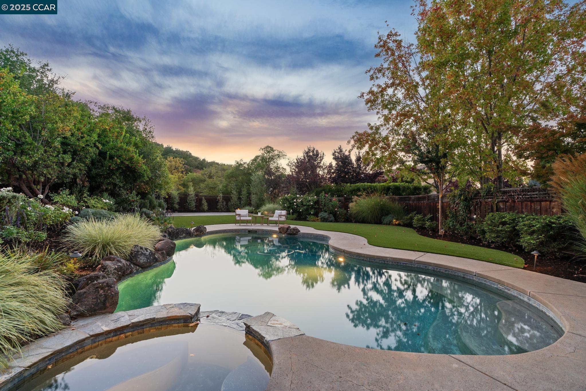 1255 Sunrise Ridge Dr