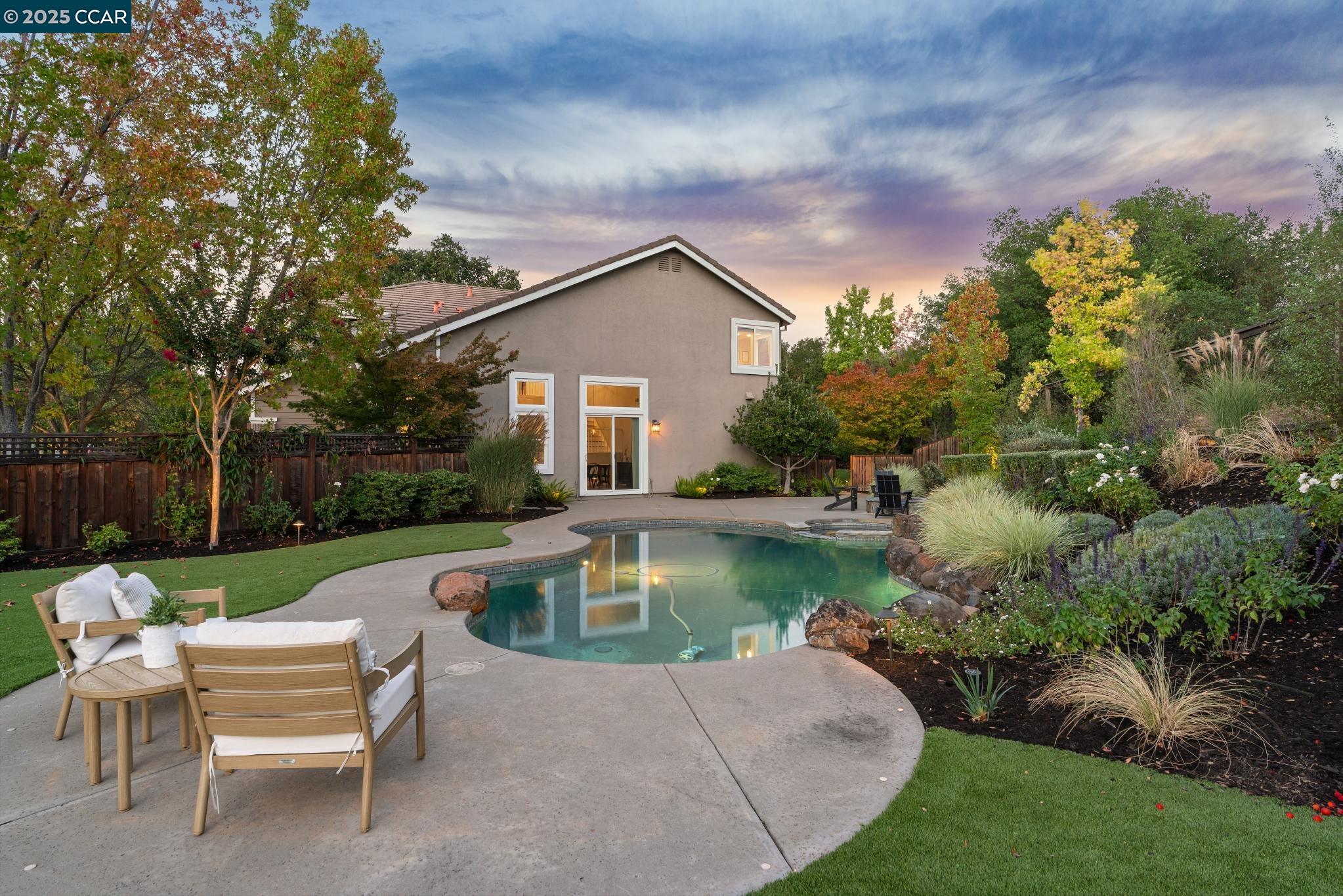 1255 Sunrise Ridge Dr