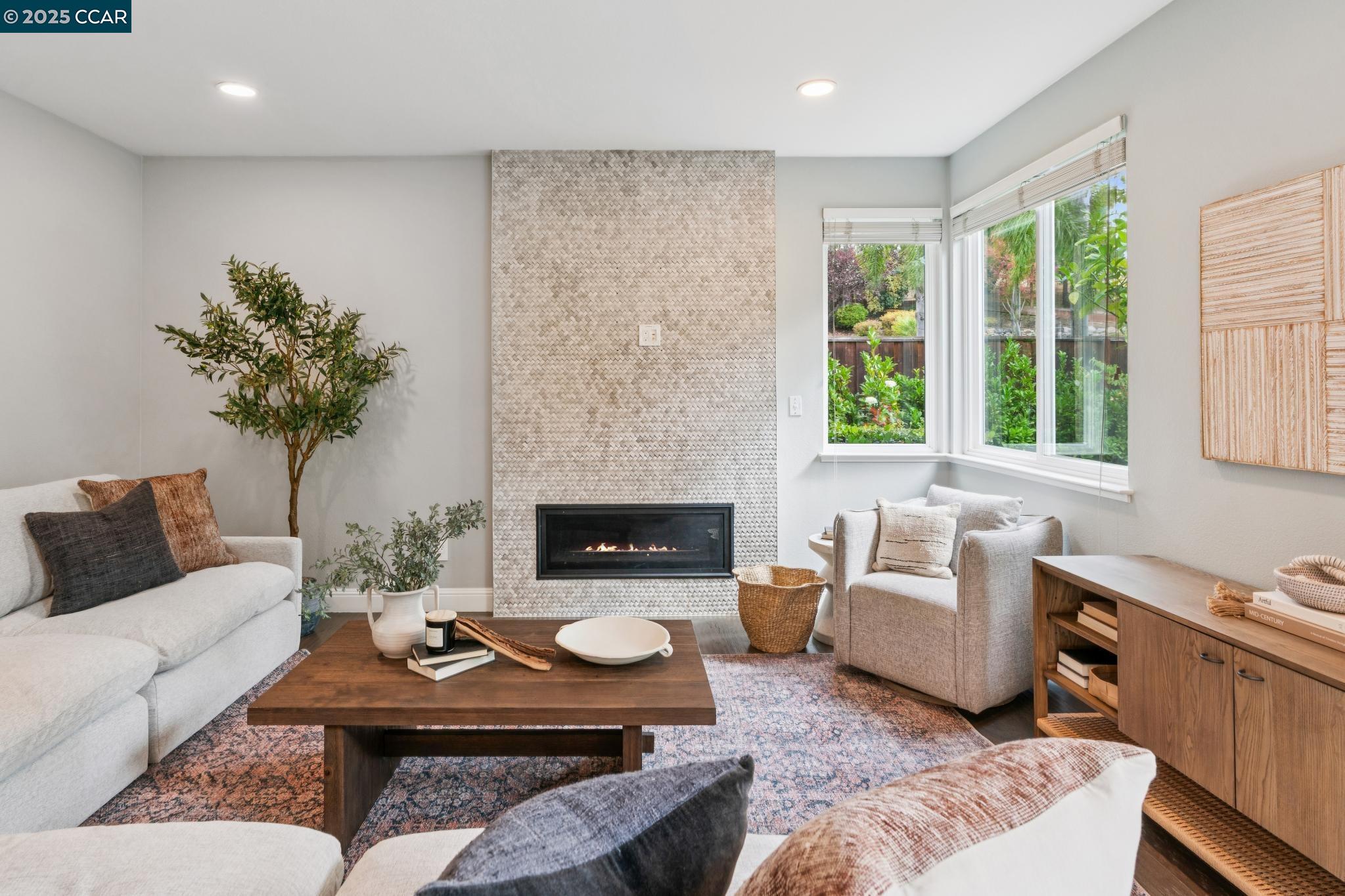 1255 Sunrise Ridge Dr
