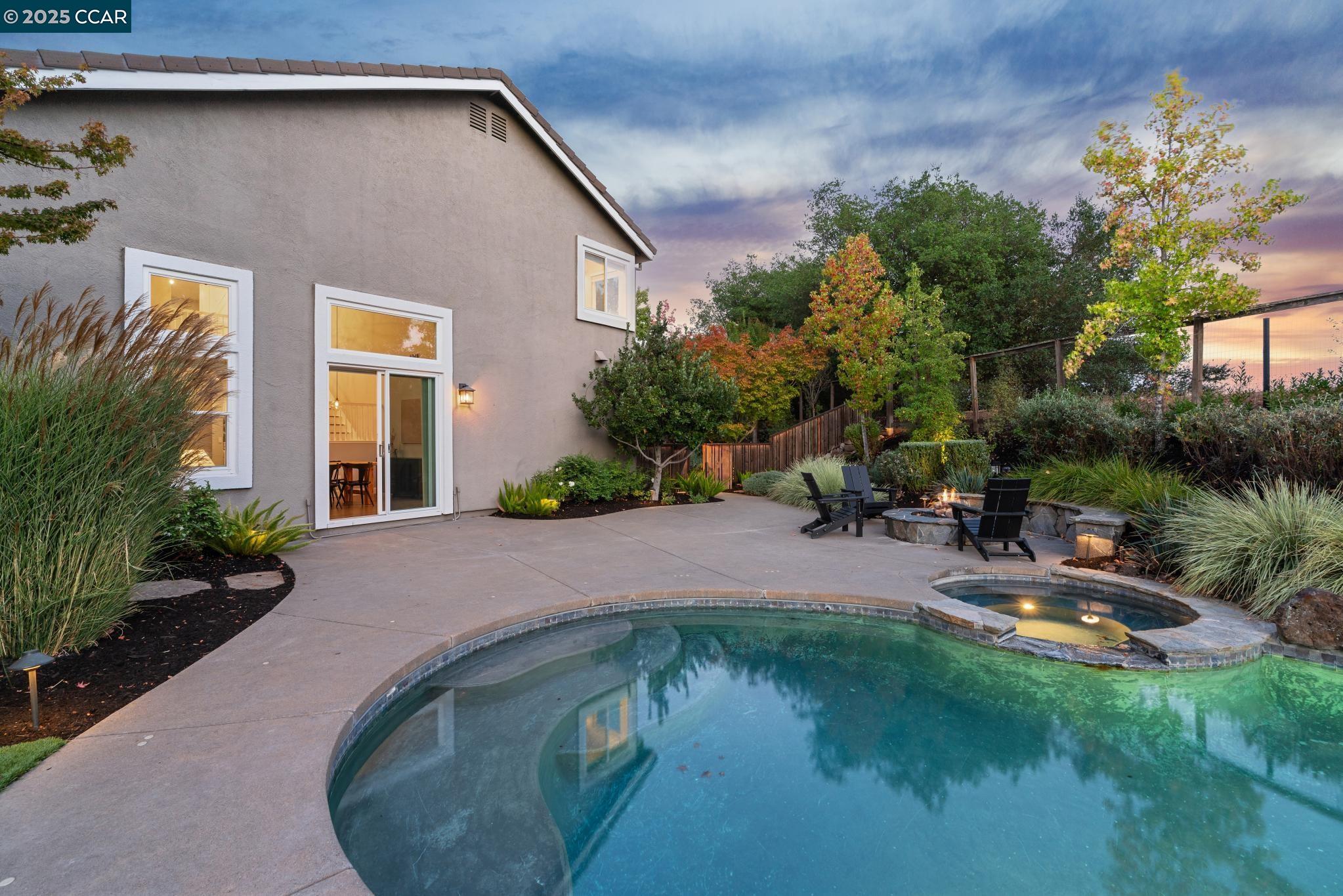 1255 Sunrise Ridge Dr