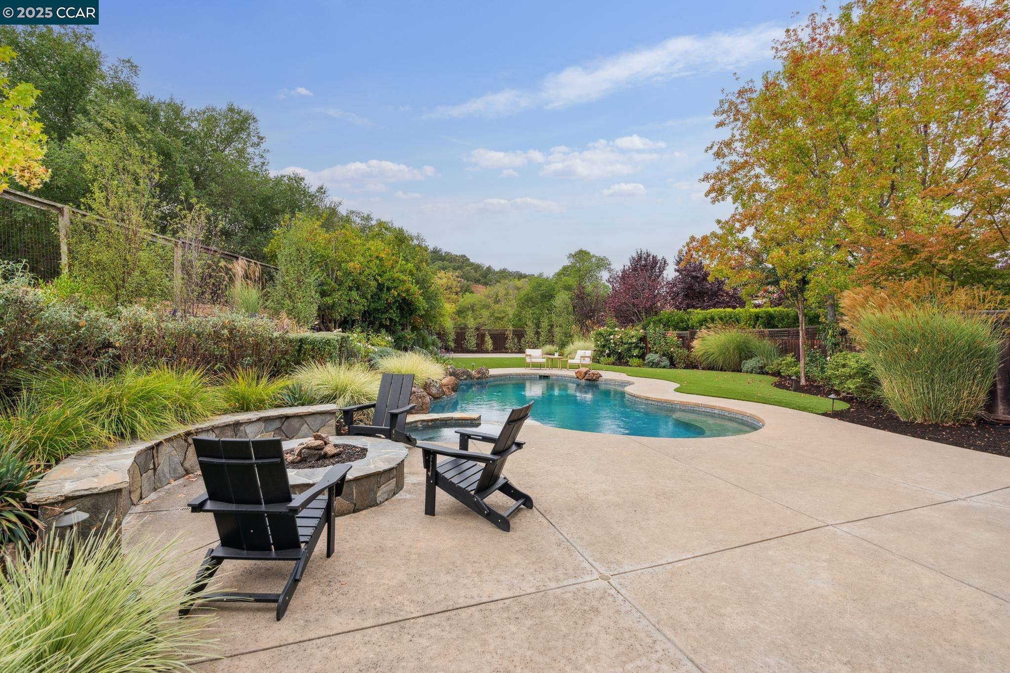 1255 Sunrise Ridge Dr