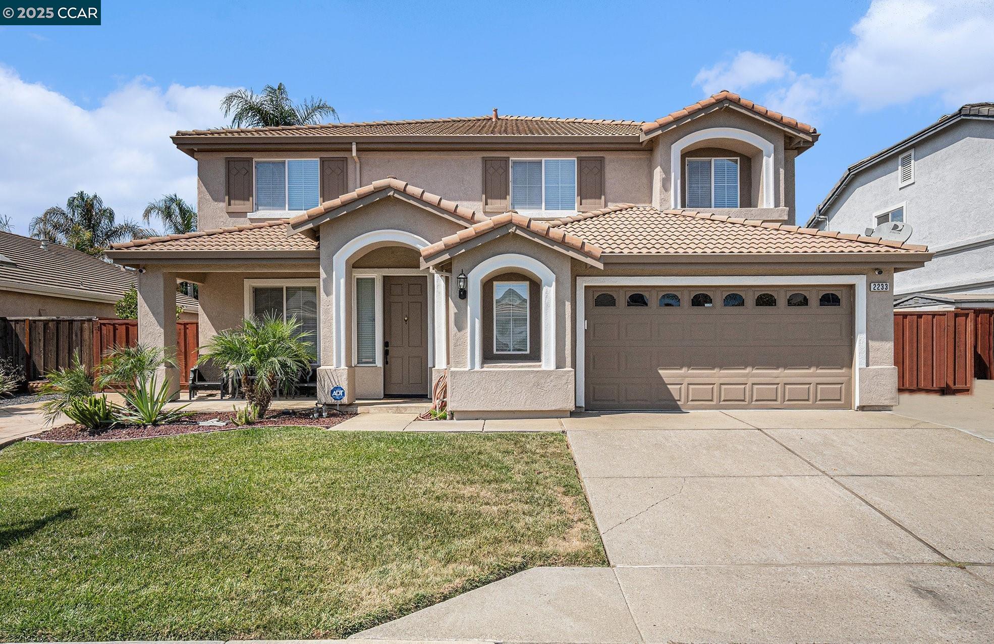 2233 Hampshire Dr