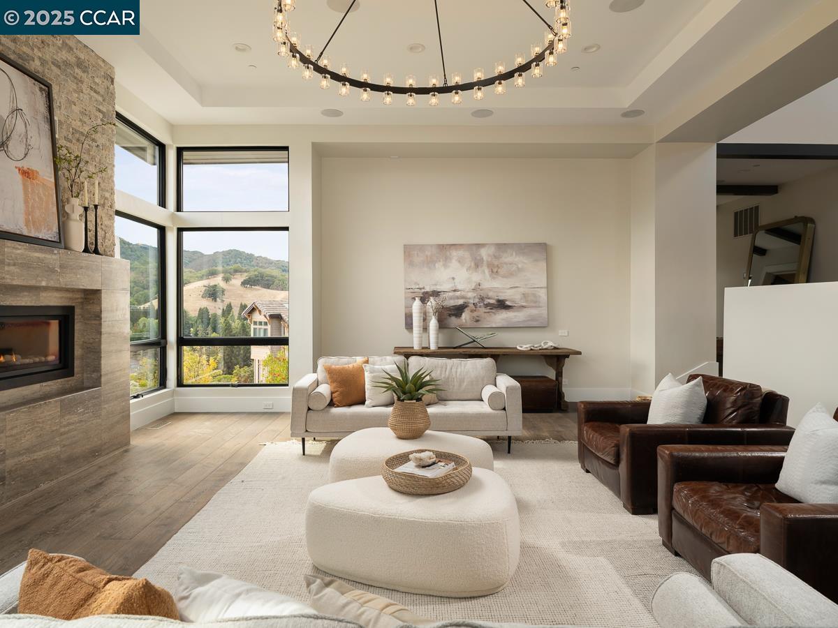 155 Arbor View Ln