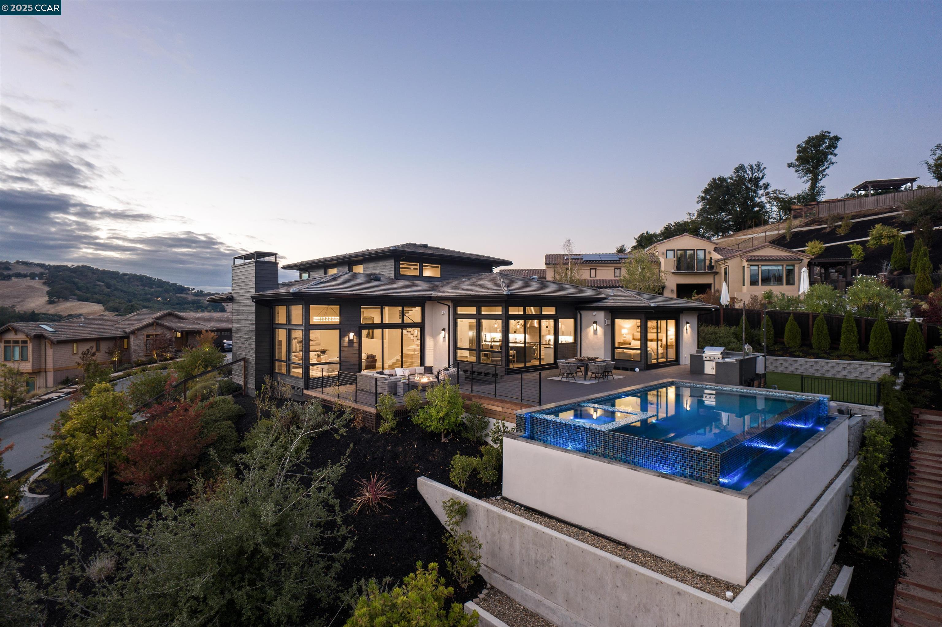 155 Arbor View Ln