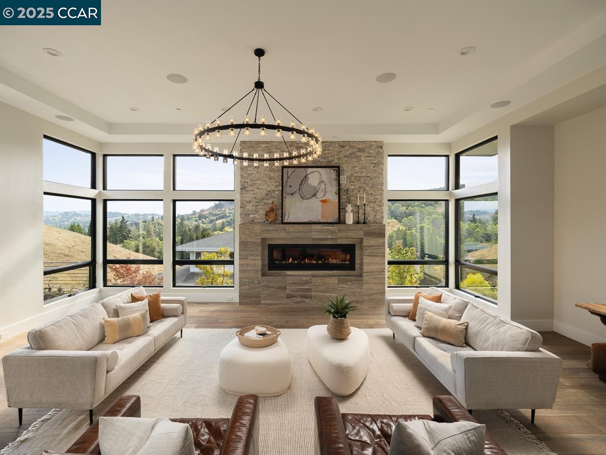 155 Arbor View Ln
