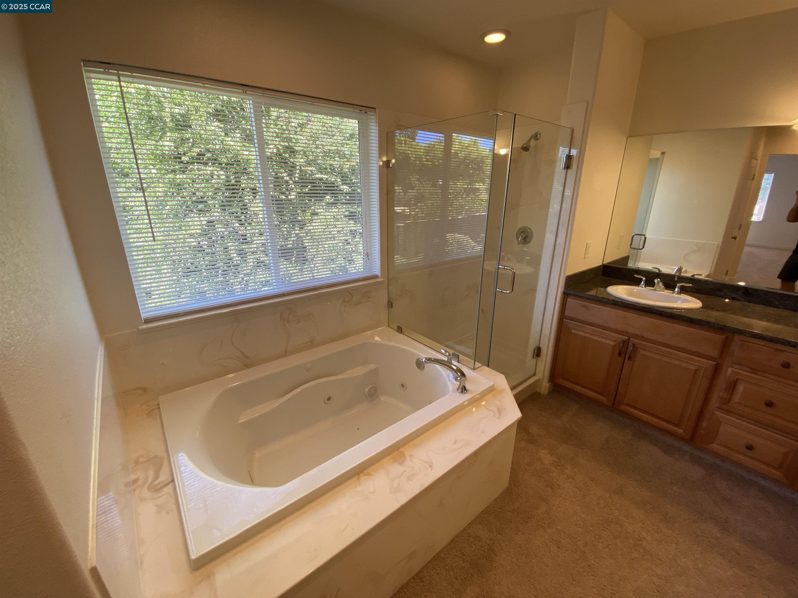 1900 La Veranda Pl