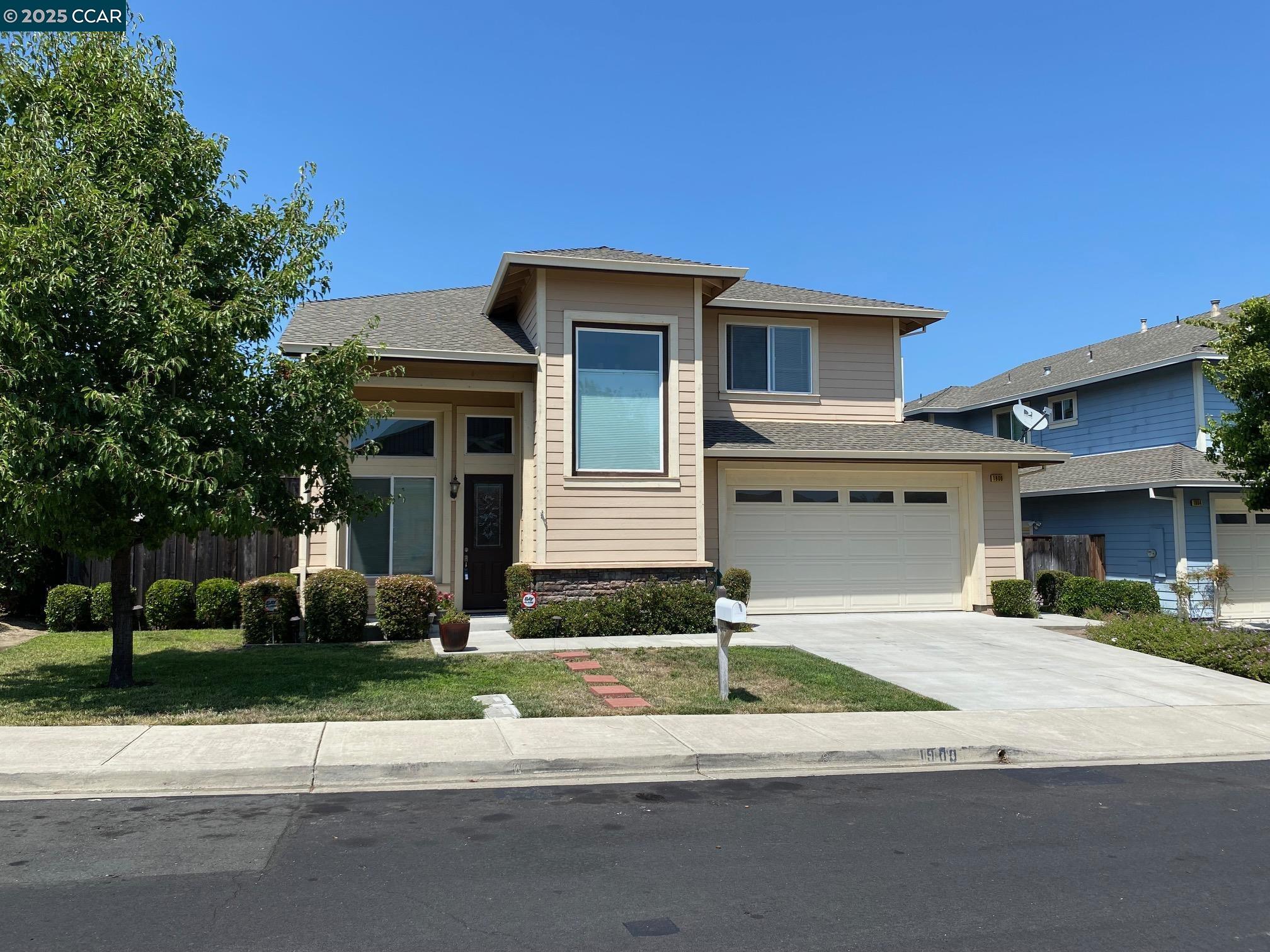 1900 La Veranda Pl