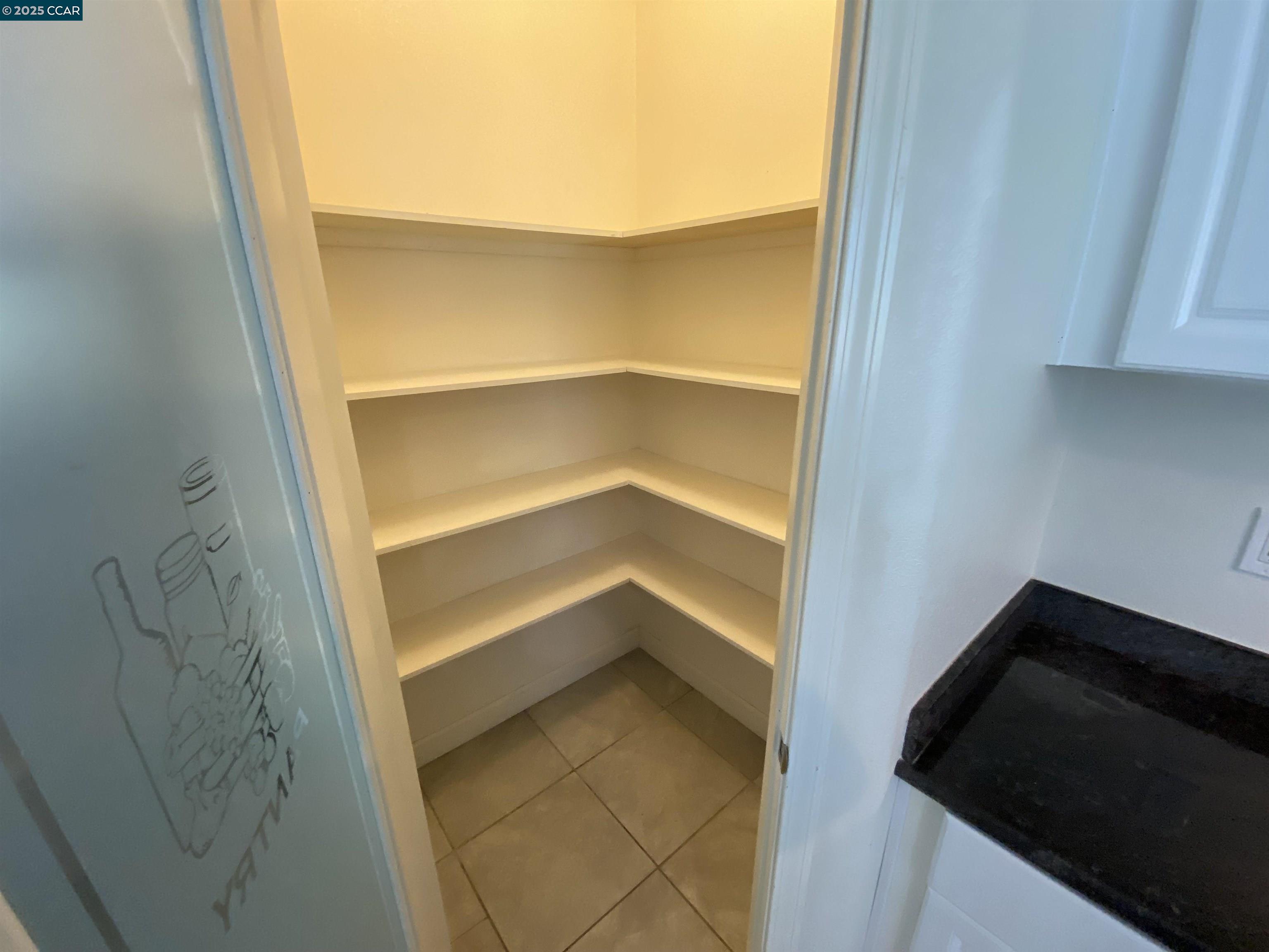 1900 La Veranda Pl