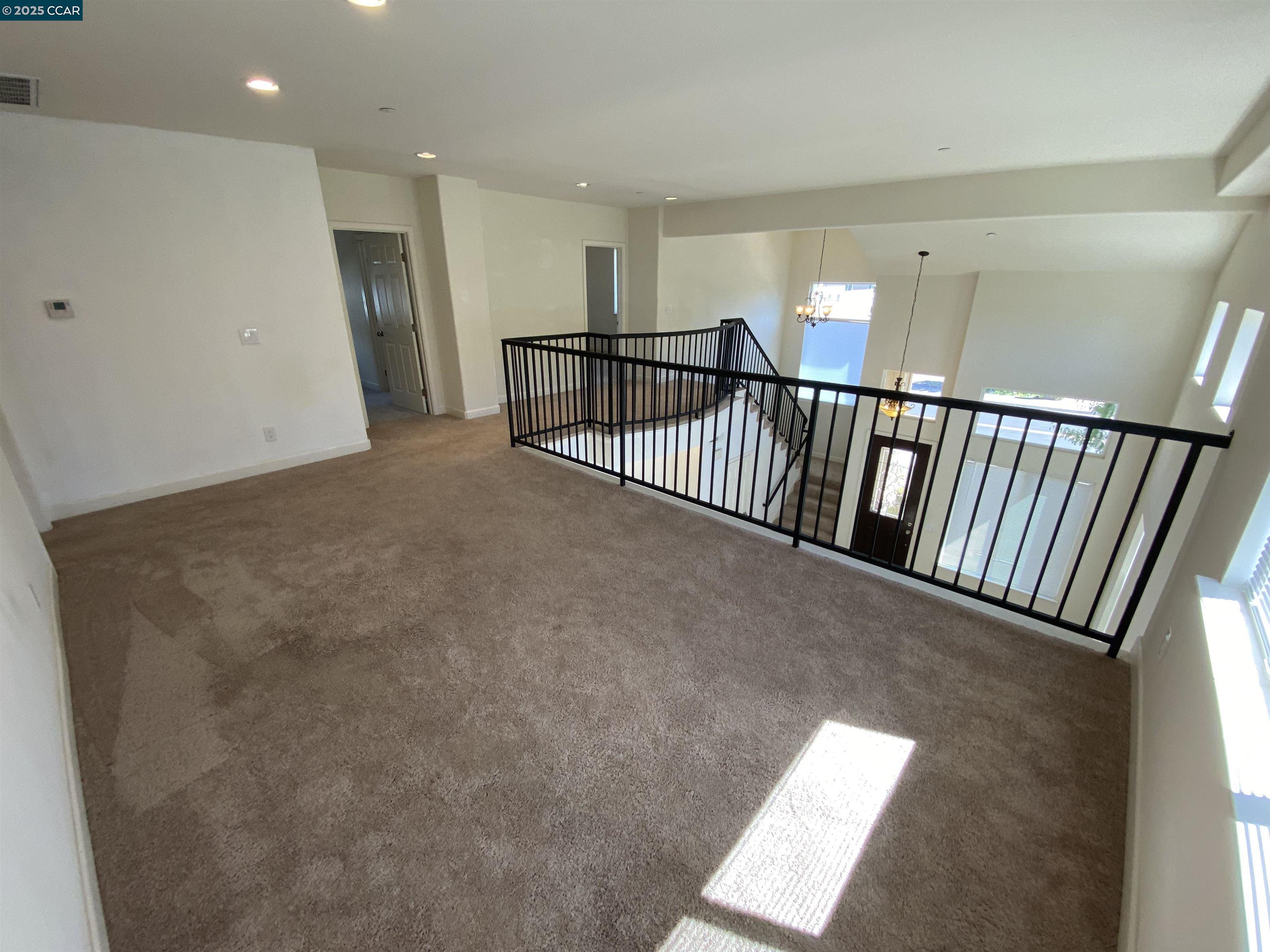1900 La Veranda Pl