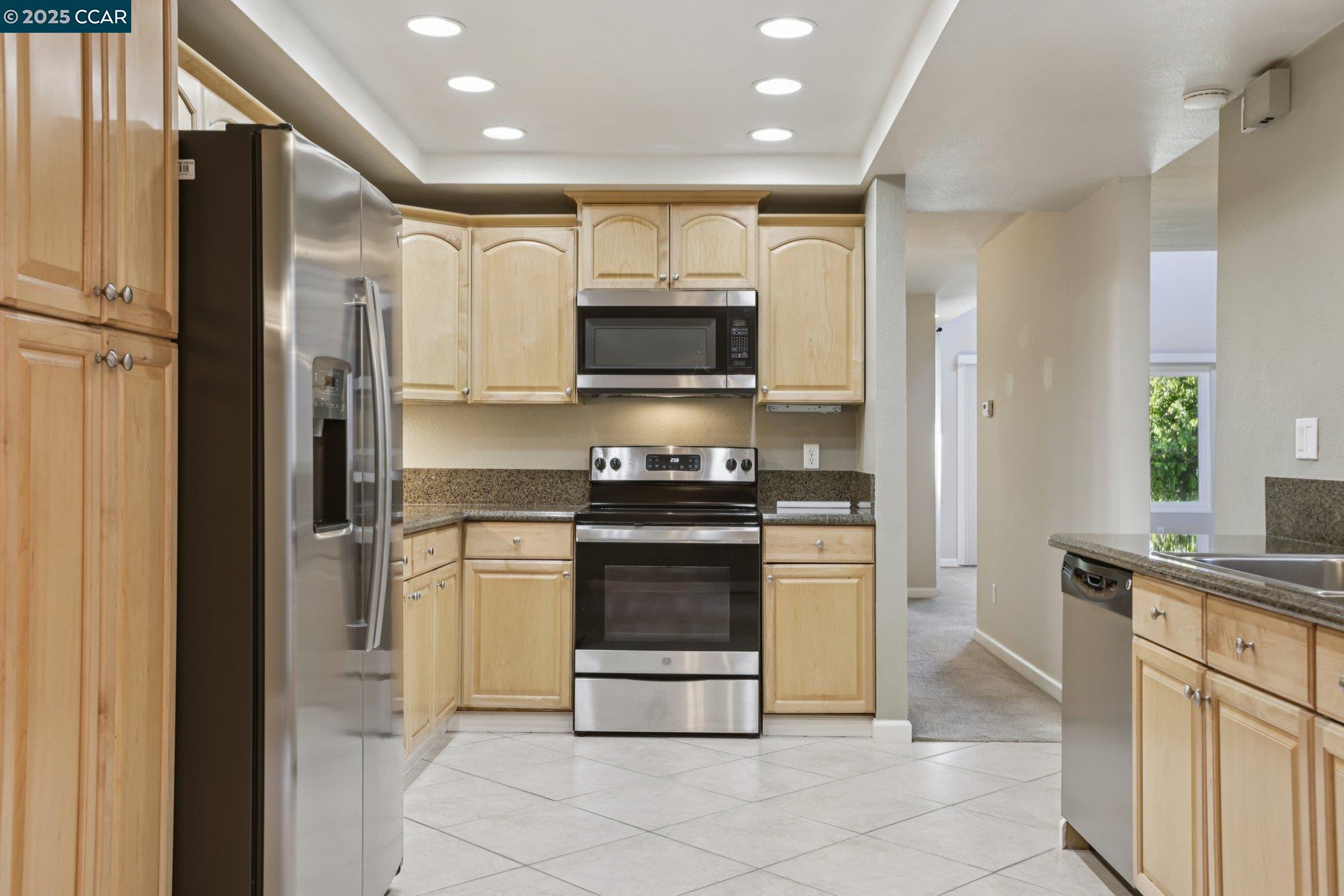 1035 Alta Mesa Dr
