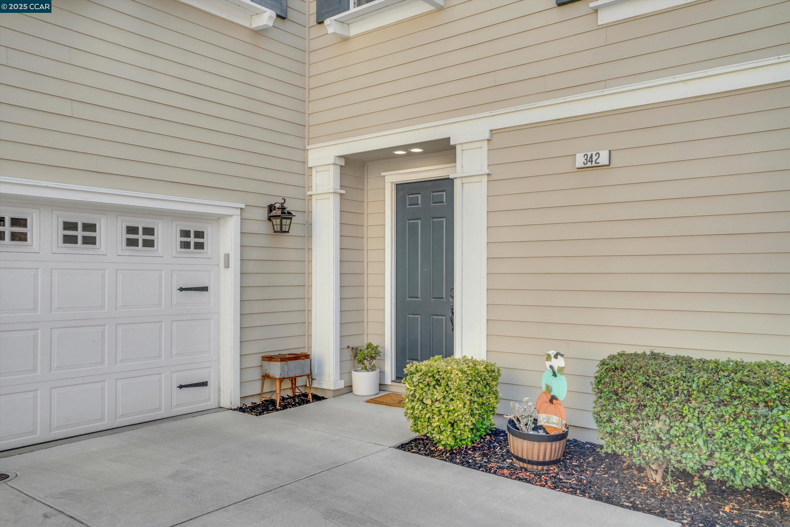342 Macarthur Way