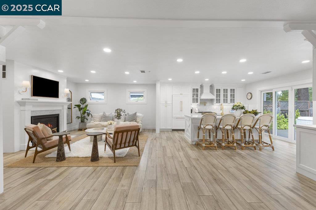 128 Arlene Dr
