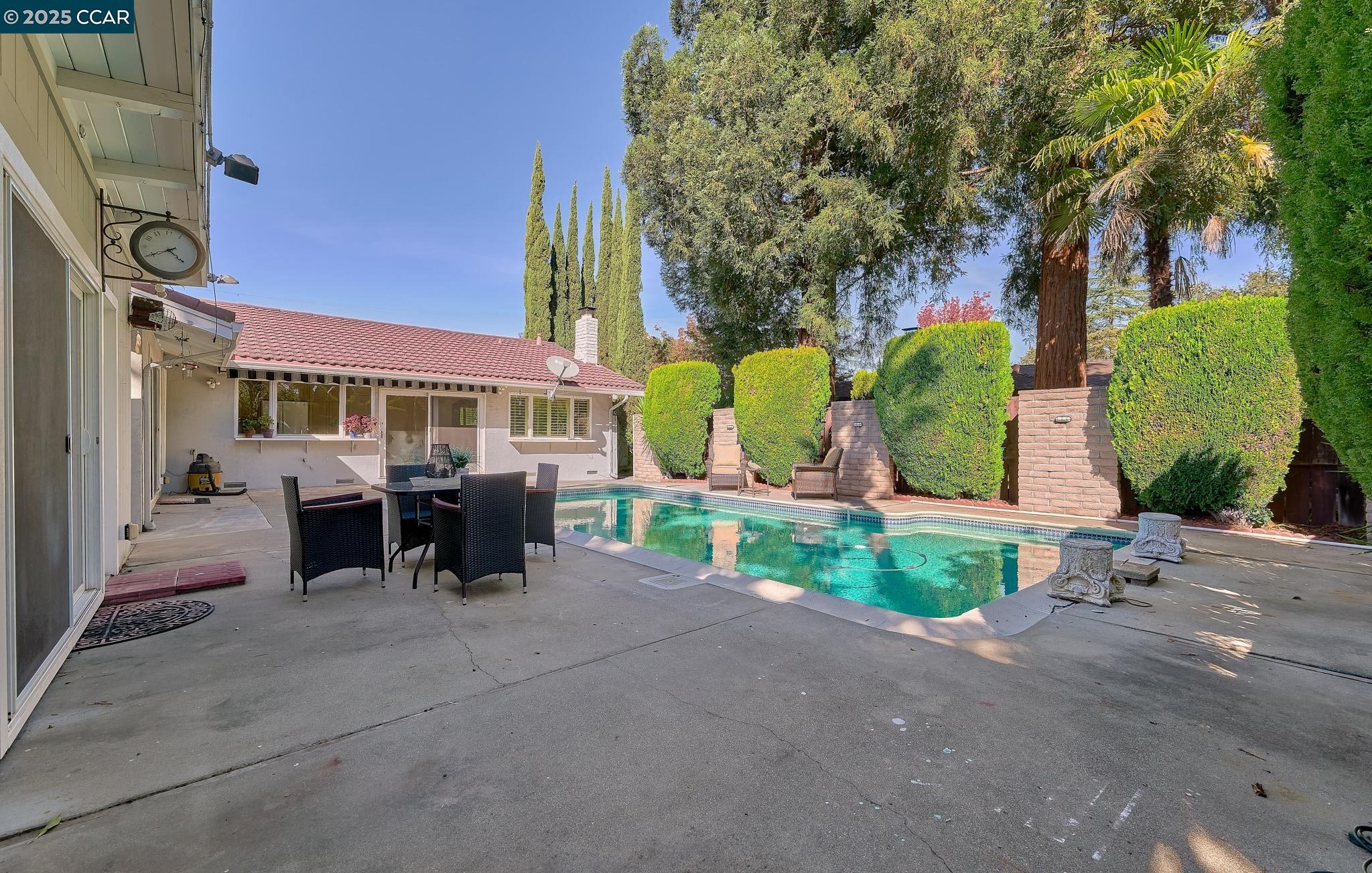 2626 Dapplegray Ln
