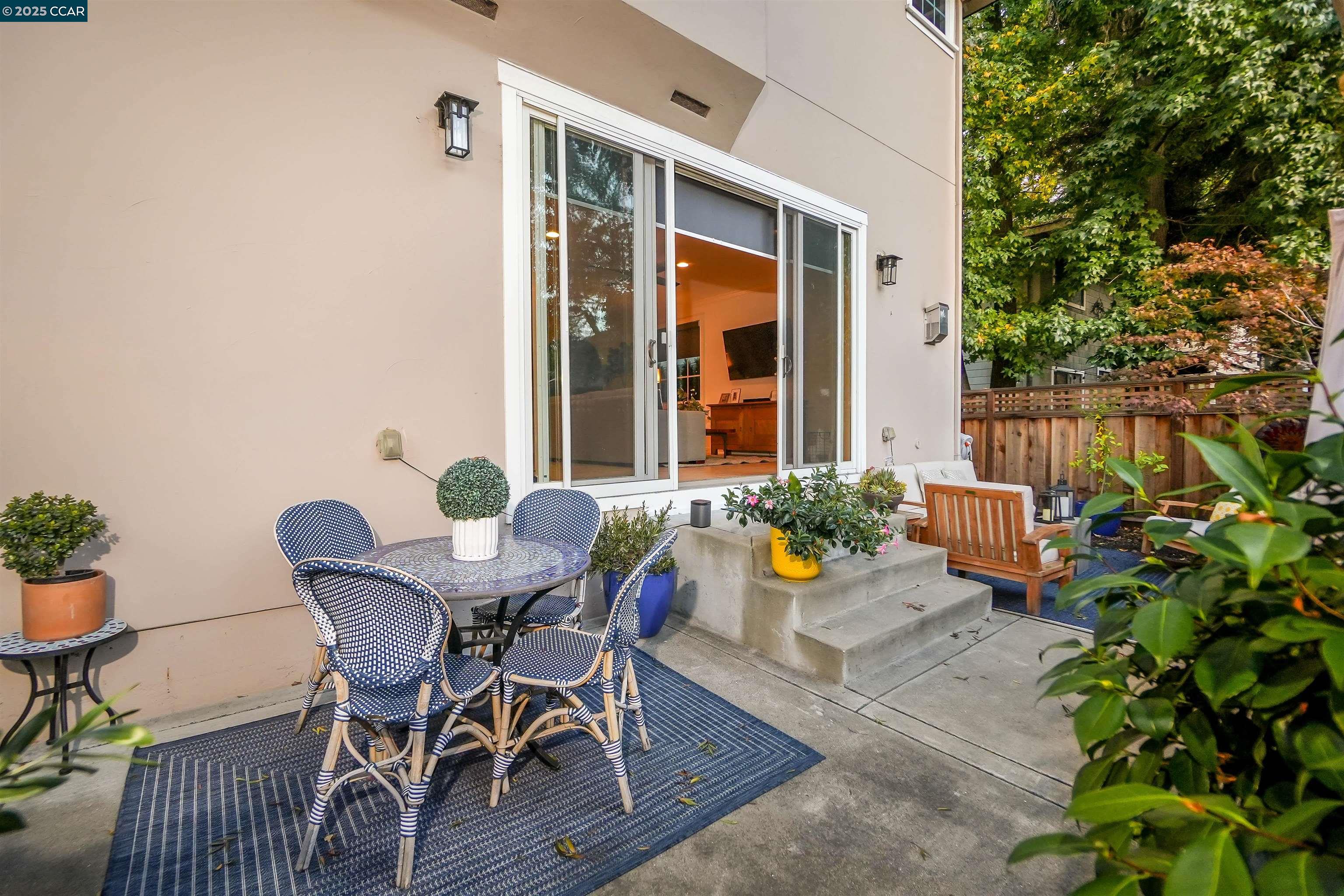 4 Hardy Ct