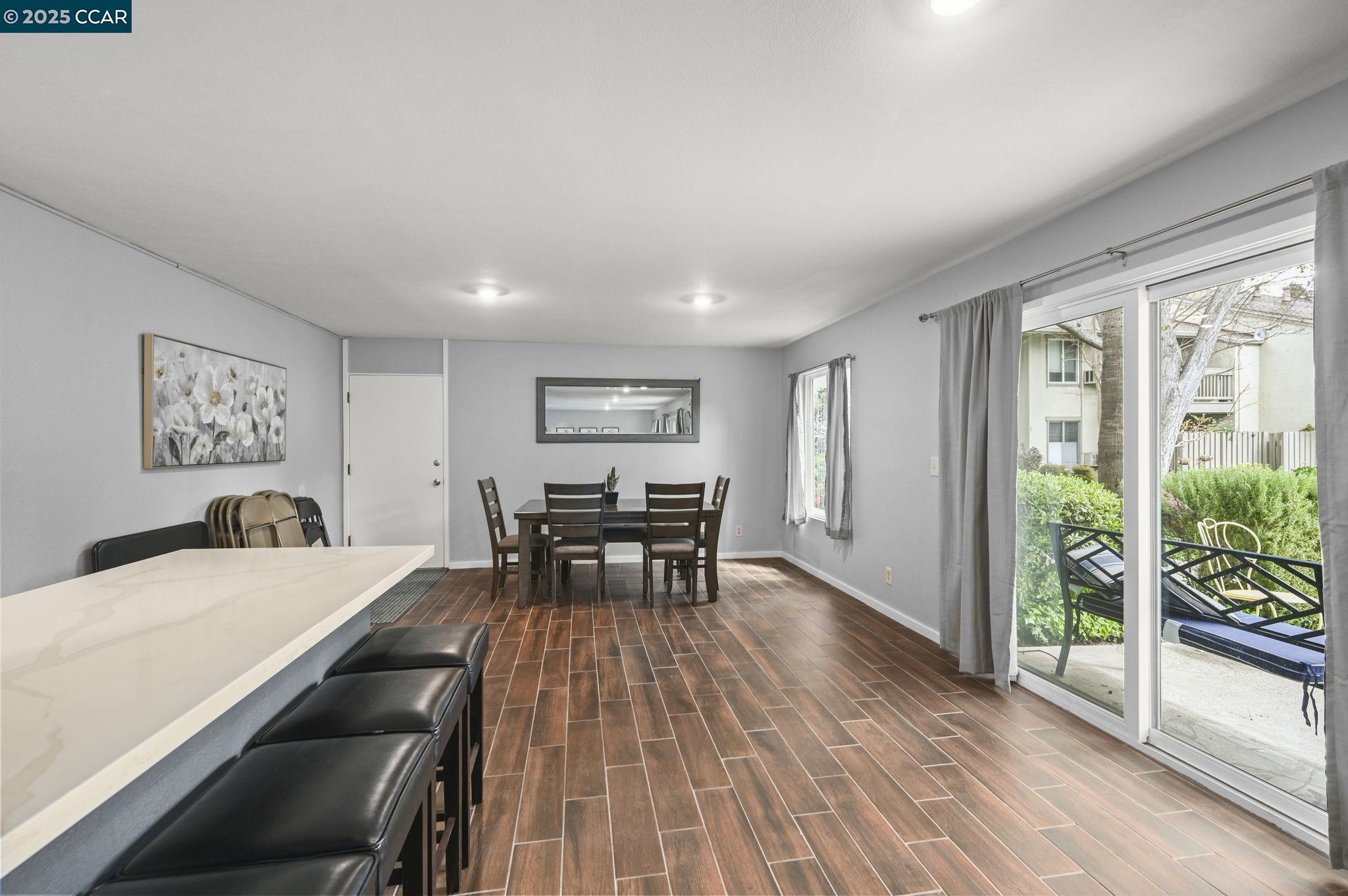 2560 Walnut Blvd # 3